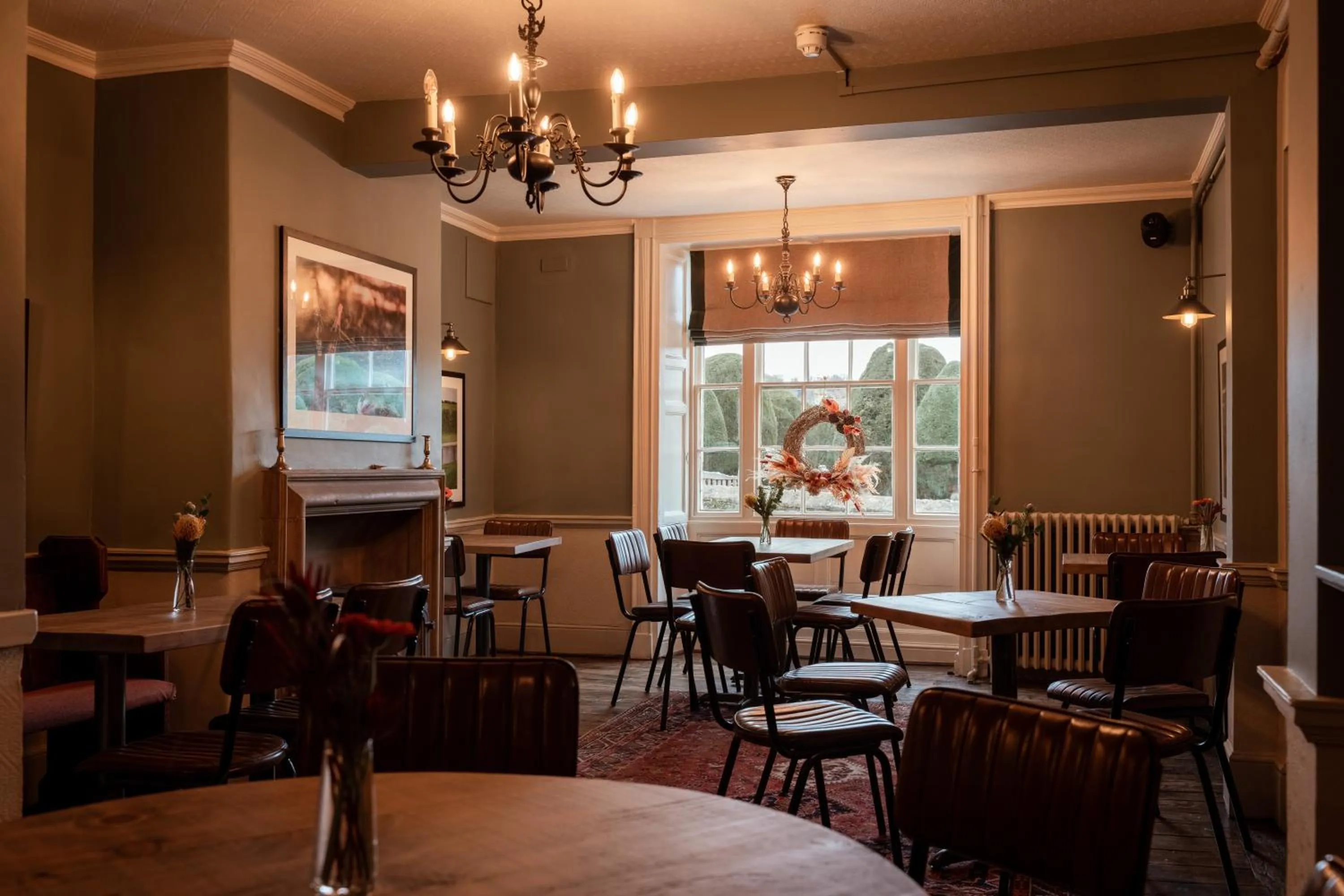 Restaurant/places to eat in The Falcon Inn