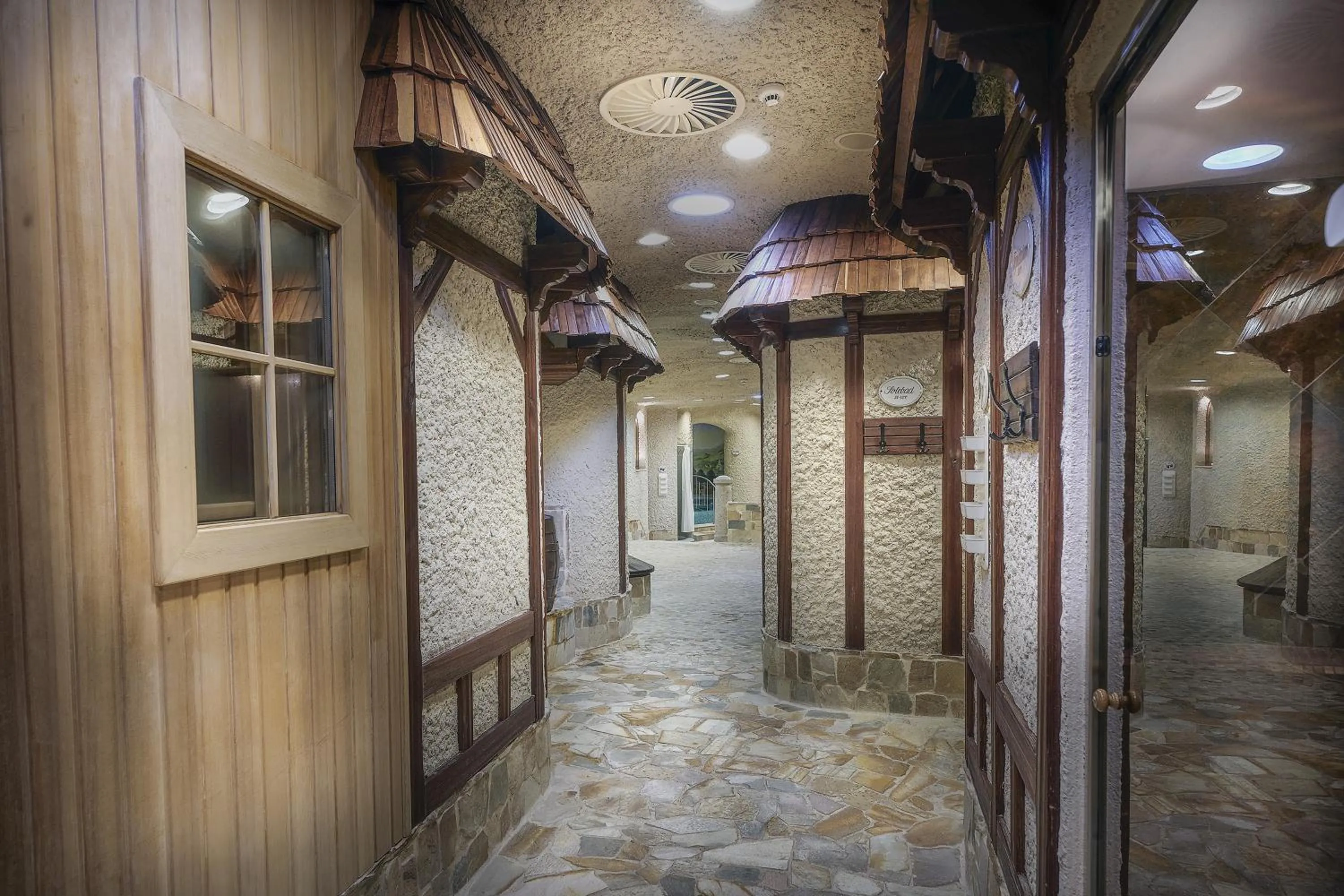 Sauna in Carlsbad Plaza Medical Spa & Wellness hotel