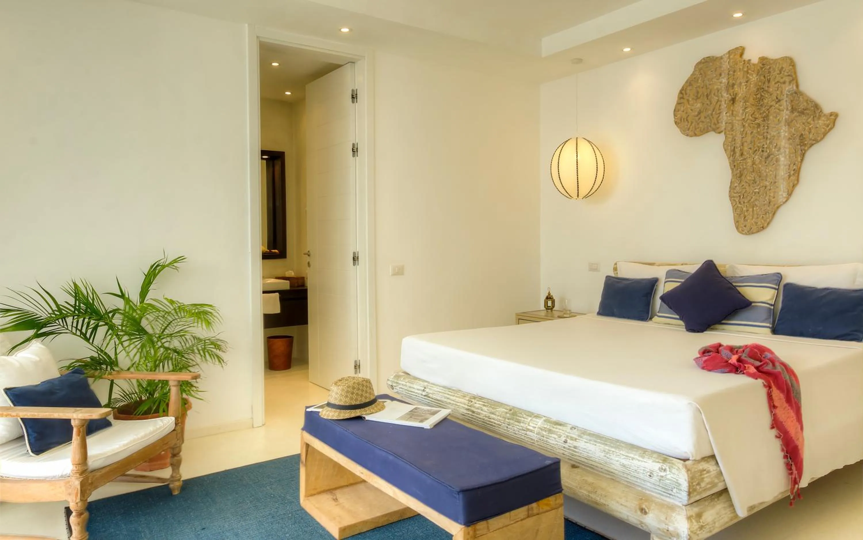 Bathroom, Bed in Billionaire Resort & Retreat Malindi