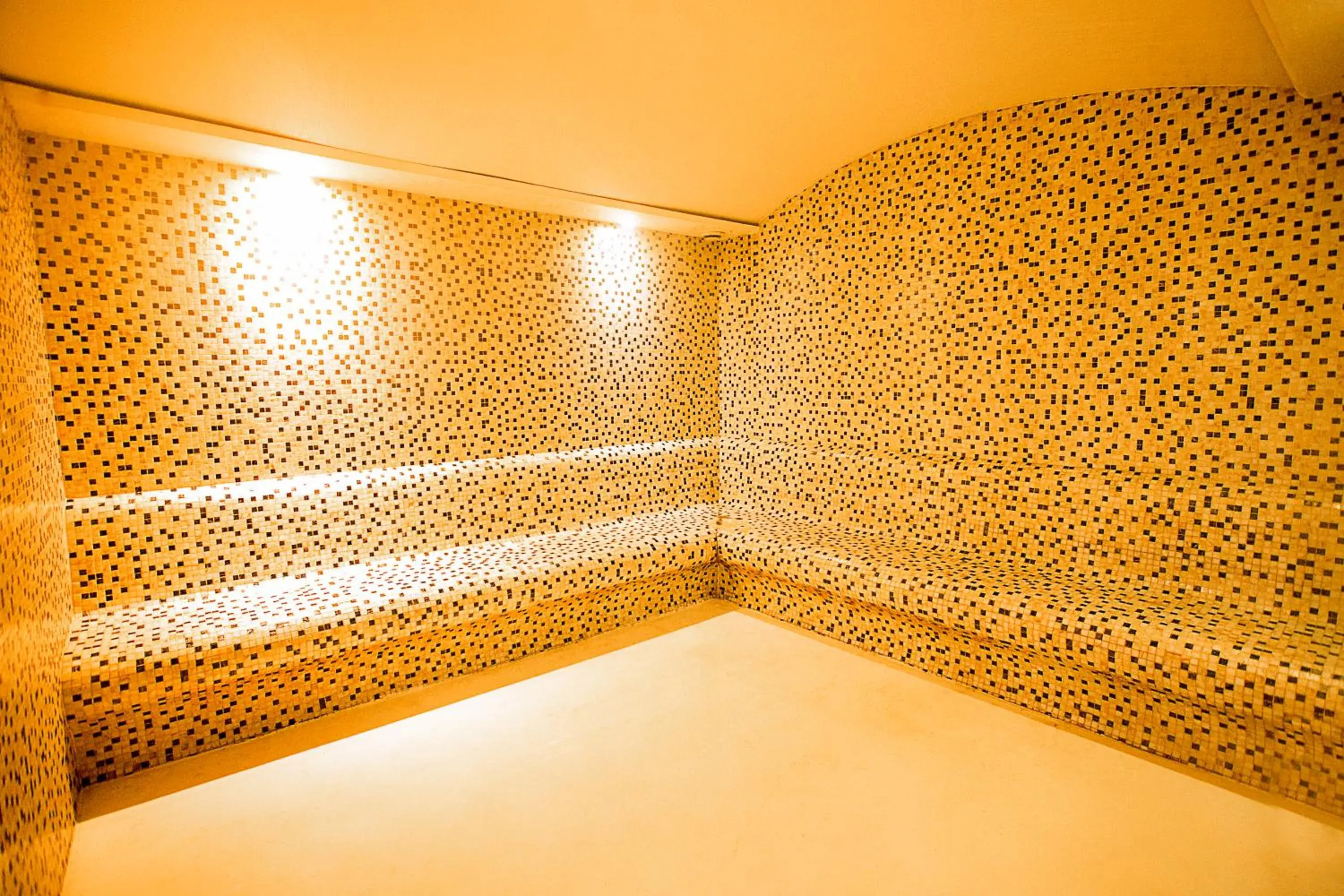 Spa and wellness centre/facilities in Ramada Plaza by Wyndham Istanbul Asia Airport Spa and wellness centre/facilities in Ramada Plaza by Wyndham Istanbul Asia Airport