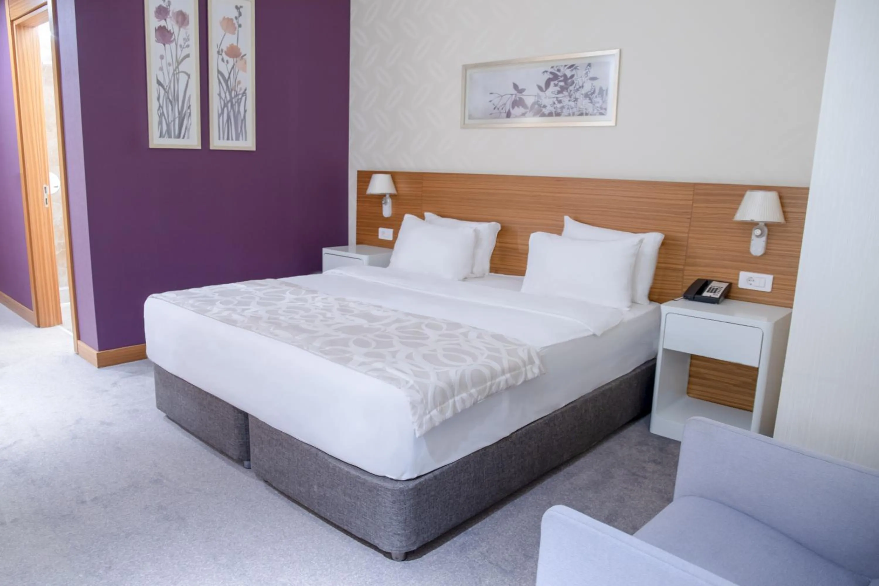 Bedroom, Bed in Ramada Plaza by Wyndham Istanbul Asia Airport