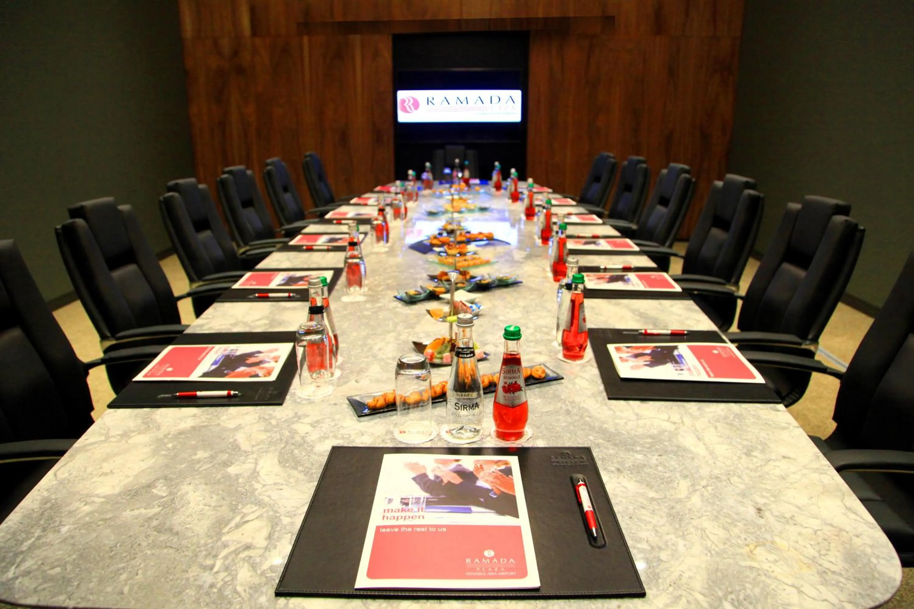 Business facilities in Ramada Plaza by Wyndham Istanbul Asia Airport