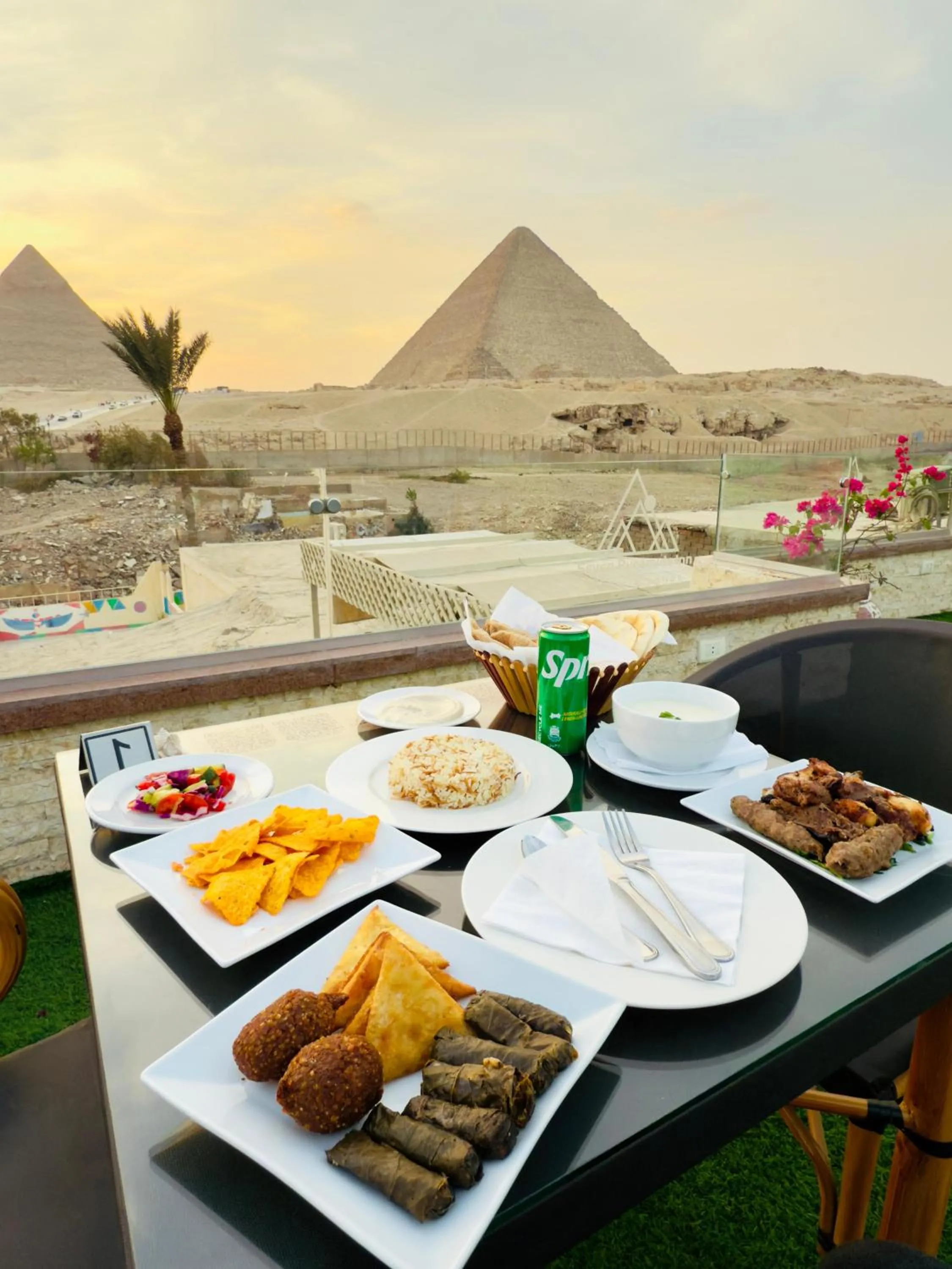 Day in Seven Pyramids View Inn