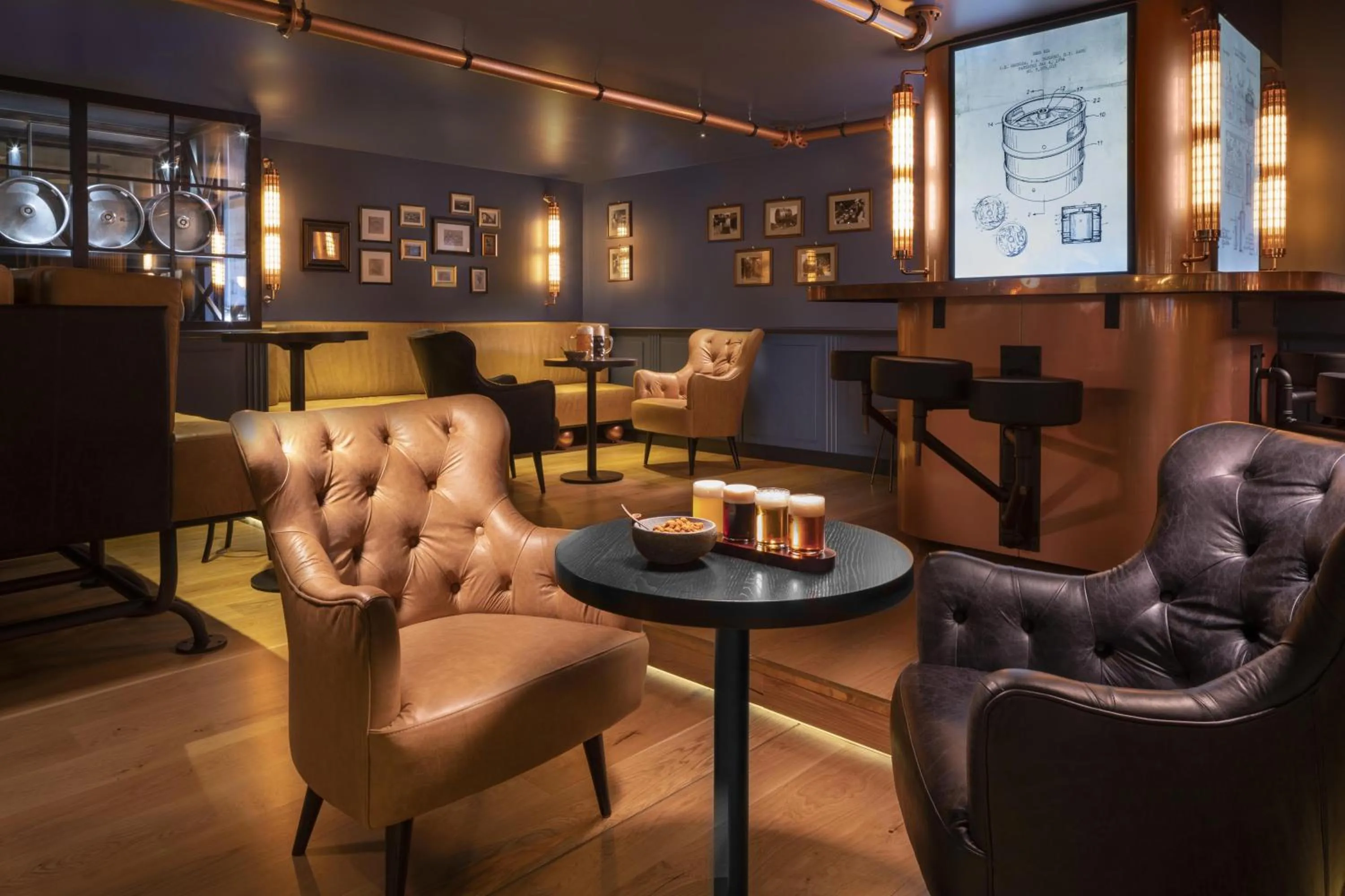 Lounge or bar in Hilton Prague Atrium