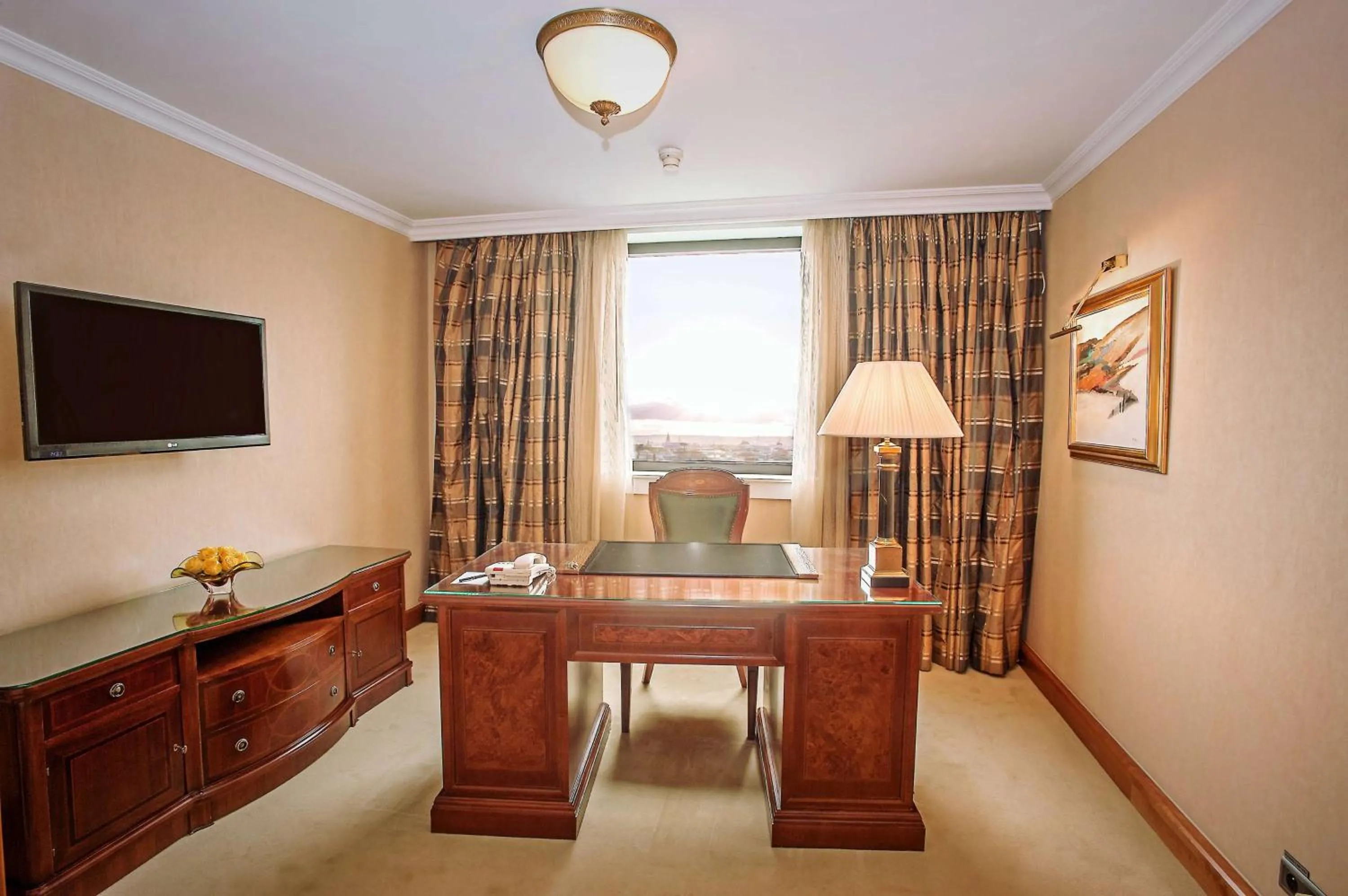 Living room in Hilton Prague Hotel