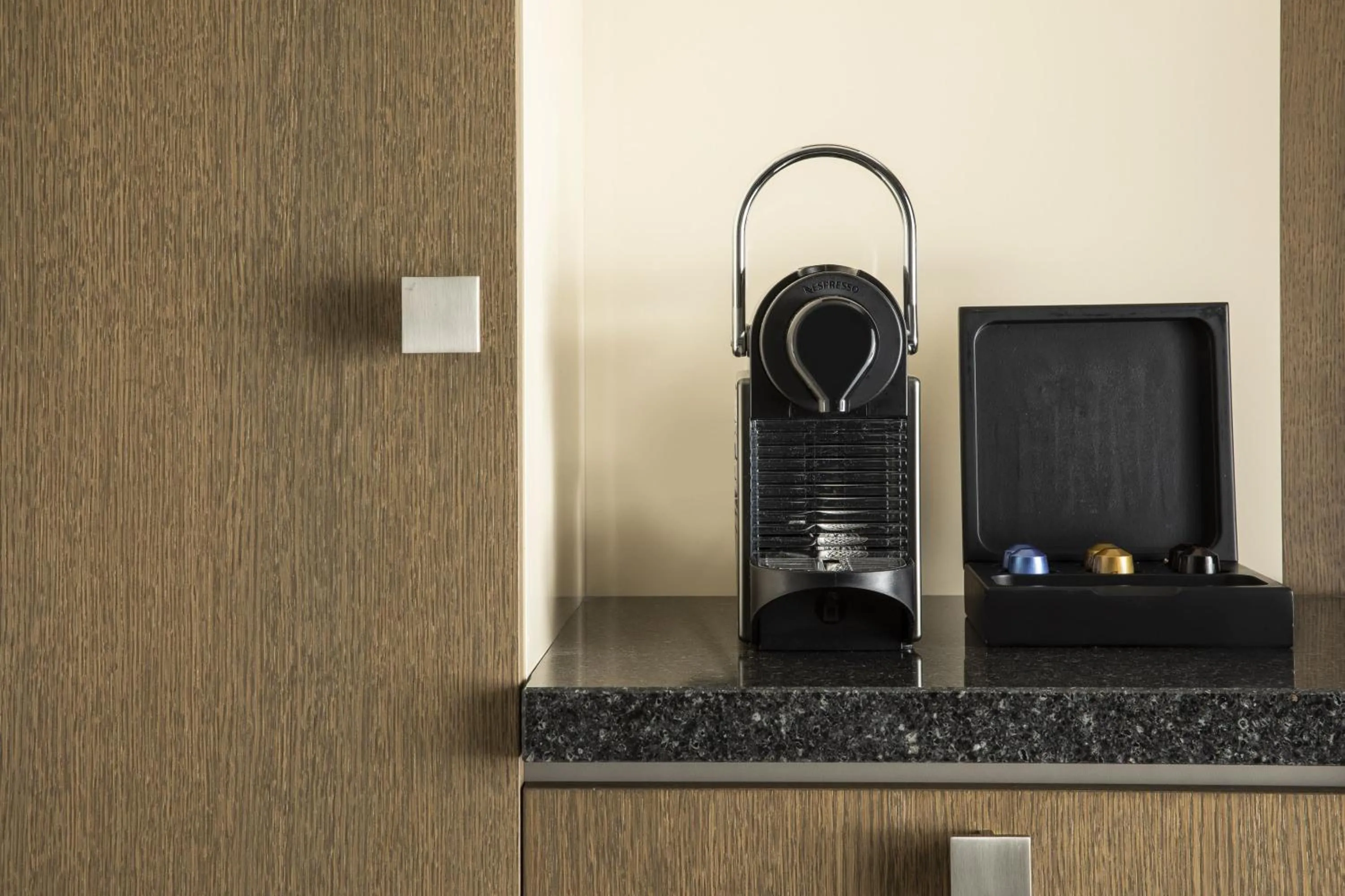 Coffee/tea facilities in Hilton Prague Hotel