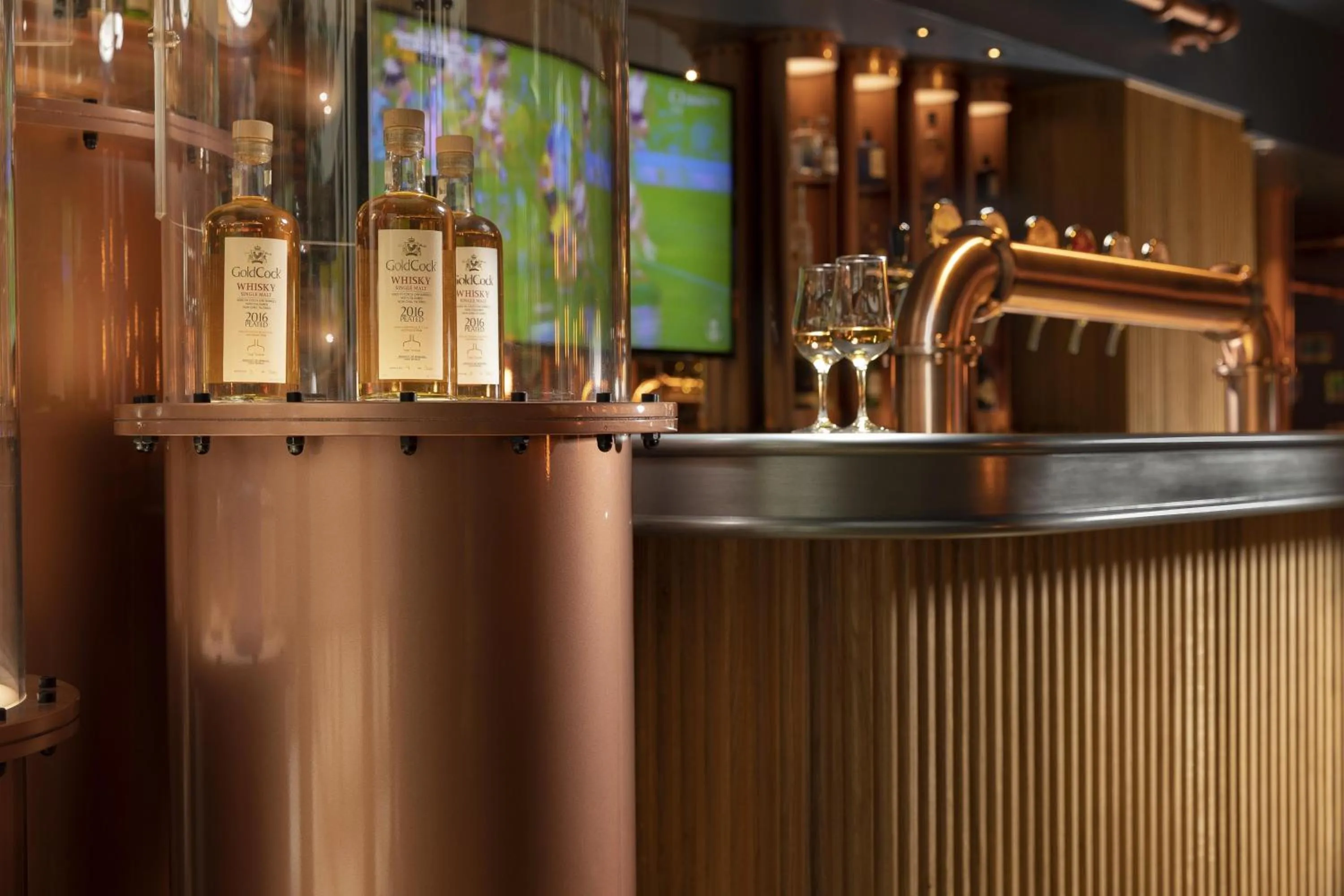 Lounge or bar in Hilton Prague Atrium