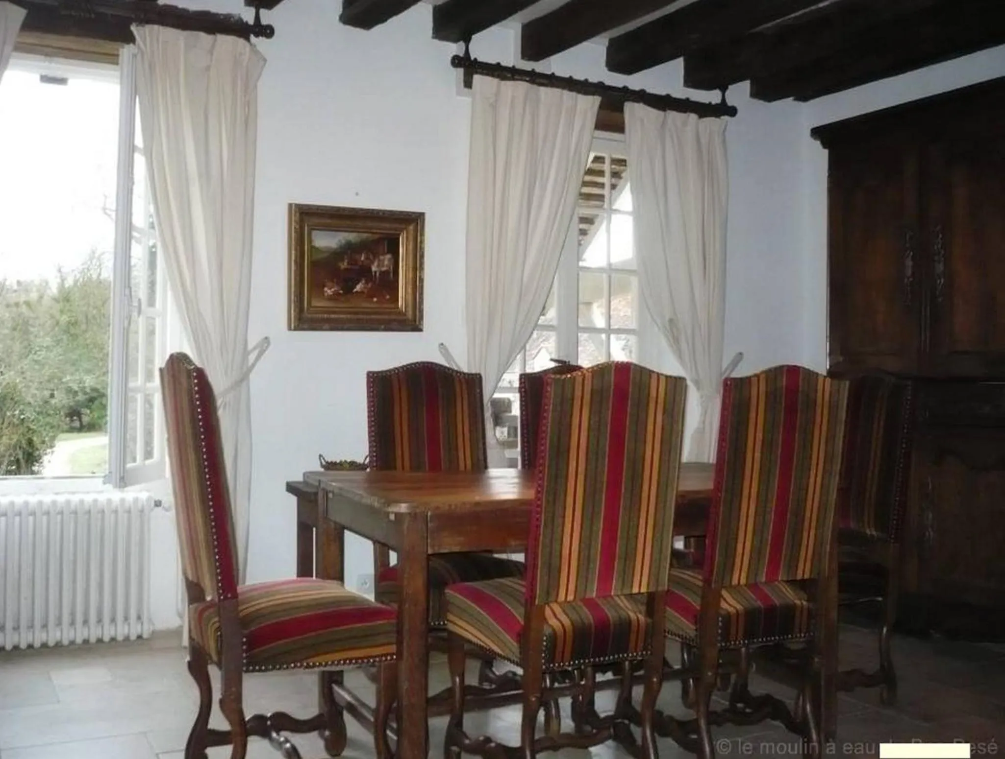 Dining area in Maison d'hôtes Moulin du Bas Pesé