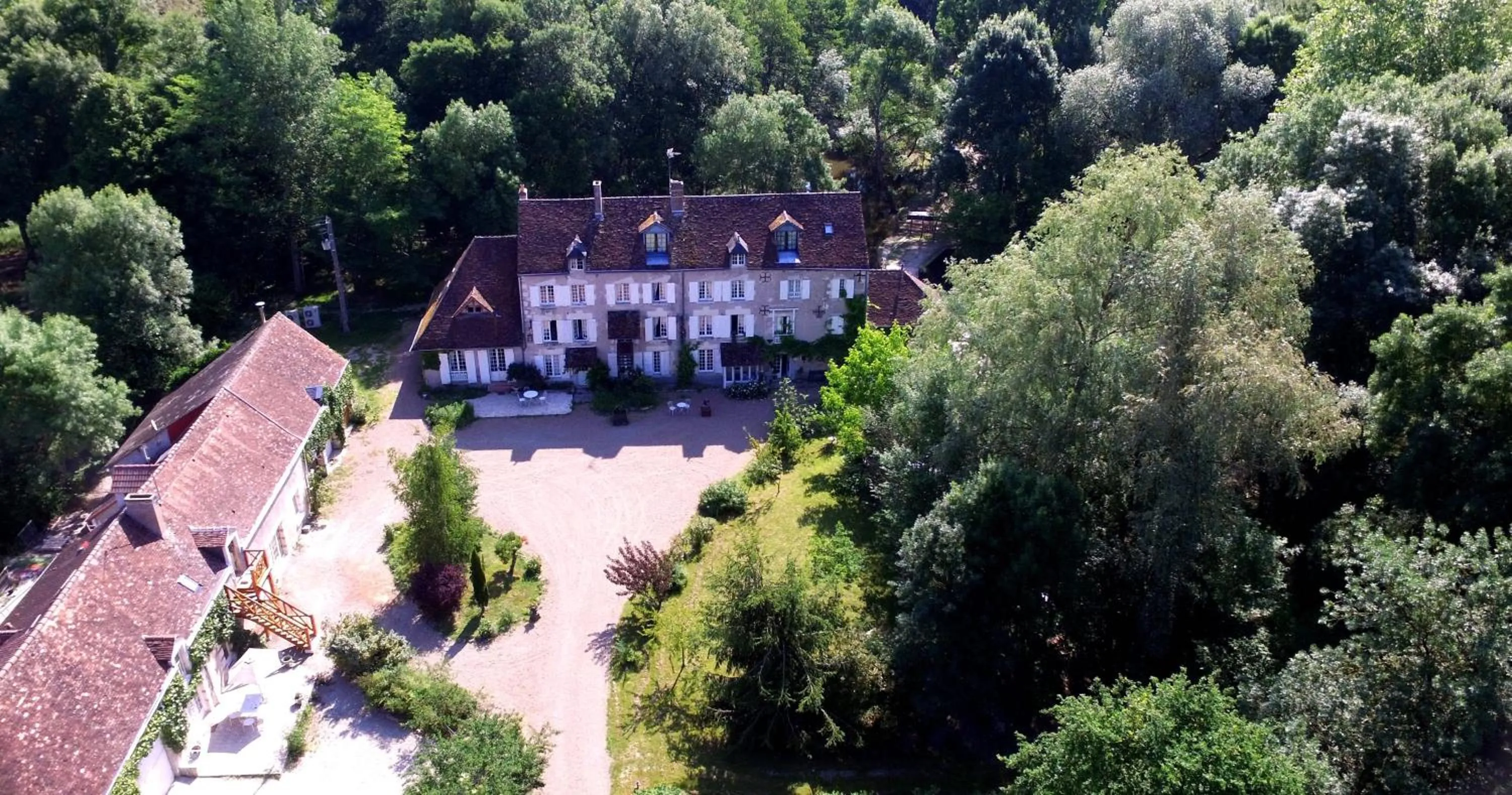 Bird's eye view in Maison d'hôtes Moulin du Bas Pesé