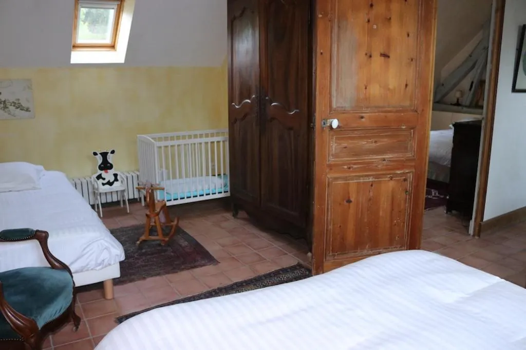 Bed in Maison d'hôtes Moulin du Bas Pesé