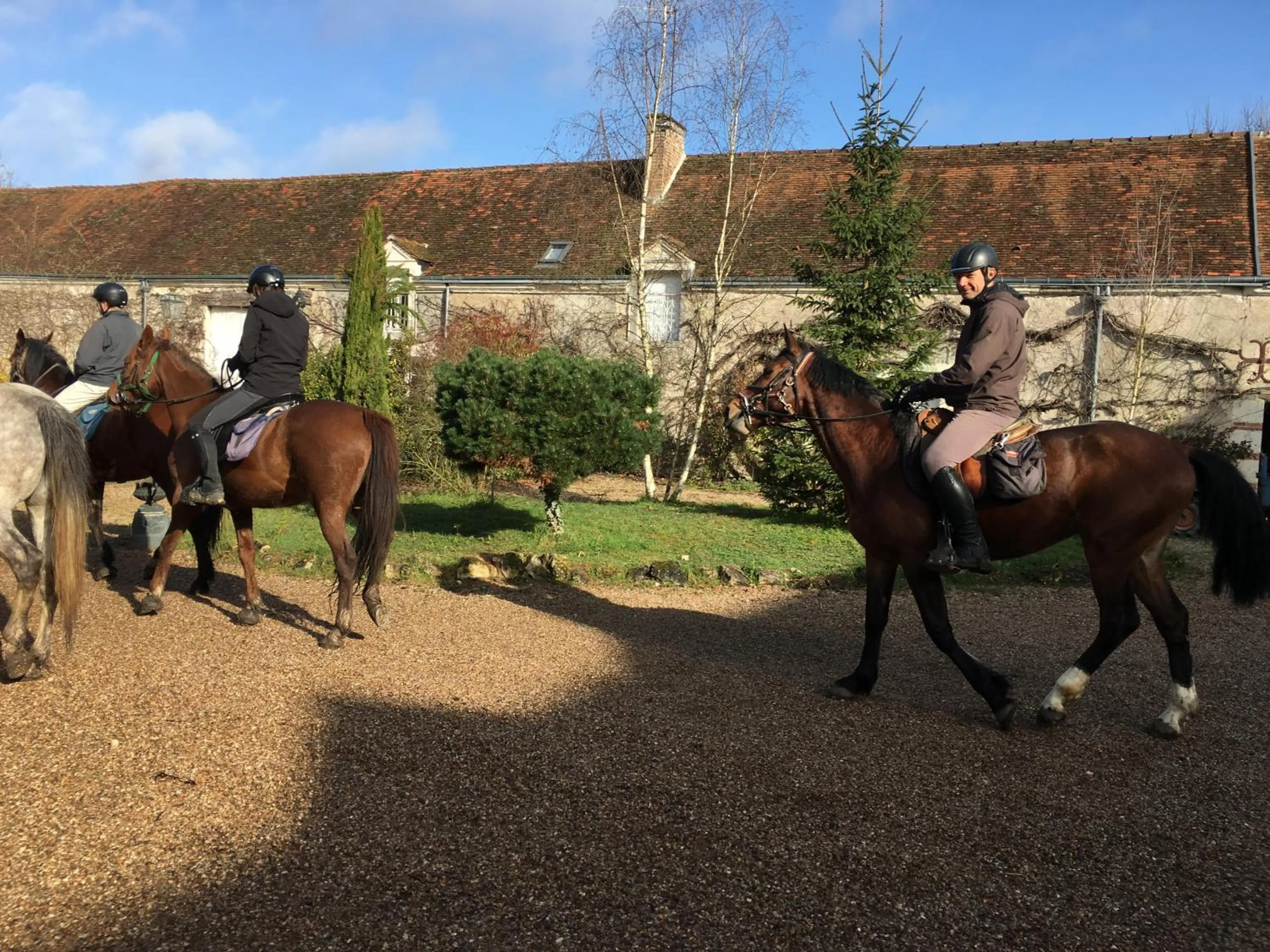 Horse-riding in Maison d'hôtes Moulin du Bas Pesé