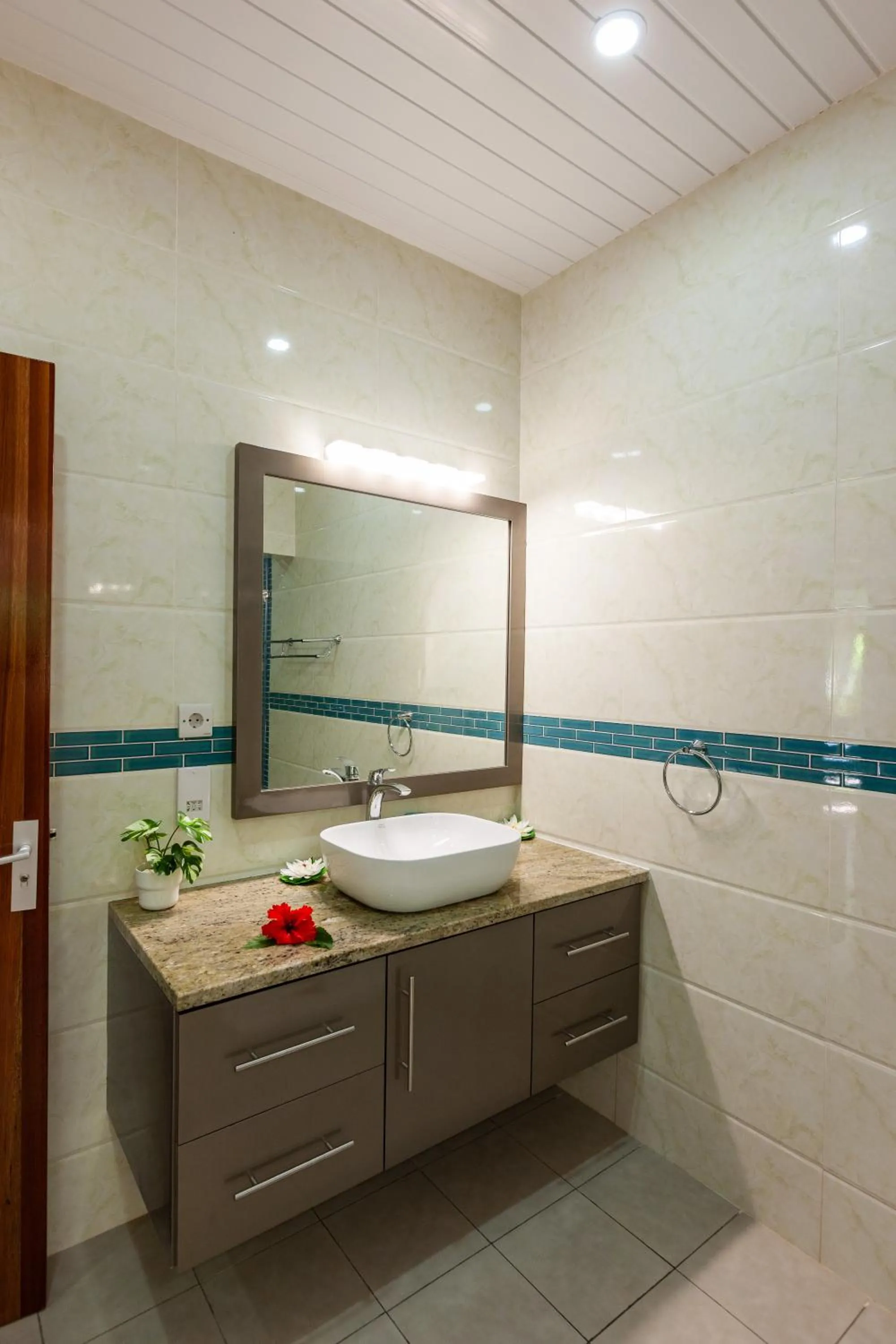 Bathroom in Casa De Leela Self Catering Guest House