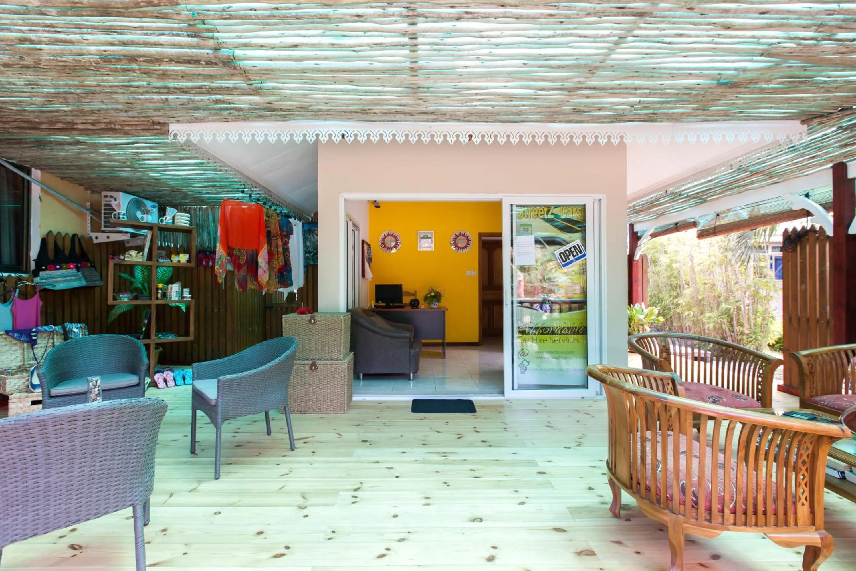 On-site shops in Casa De Leela Self Catering Guest House