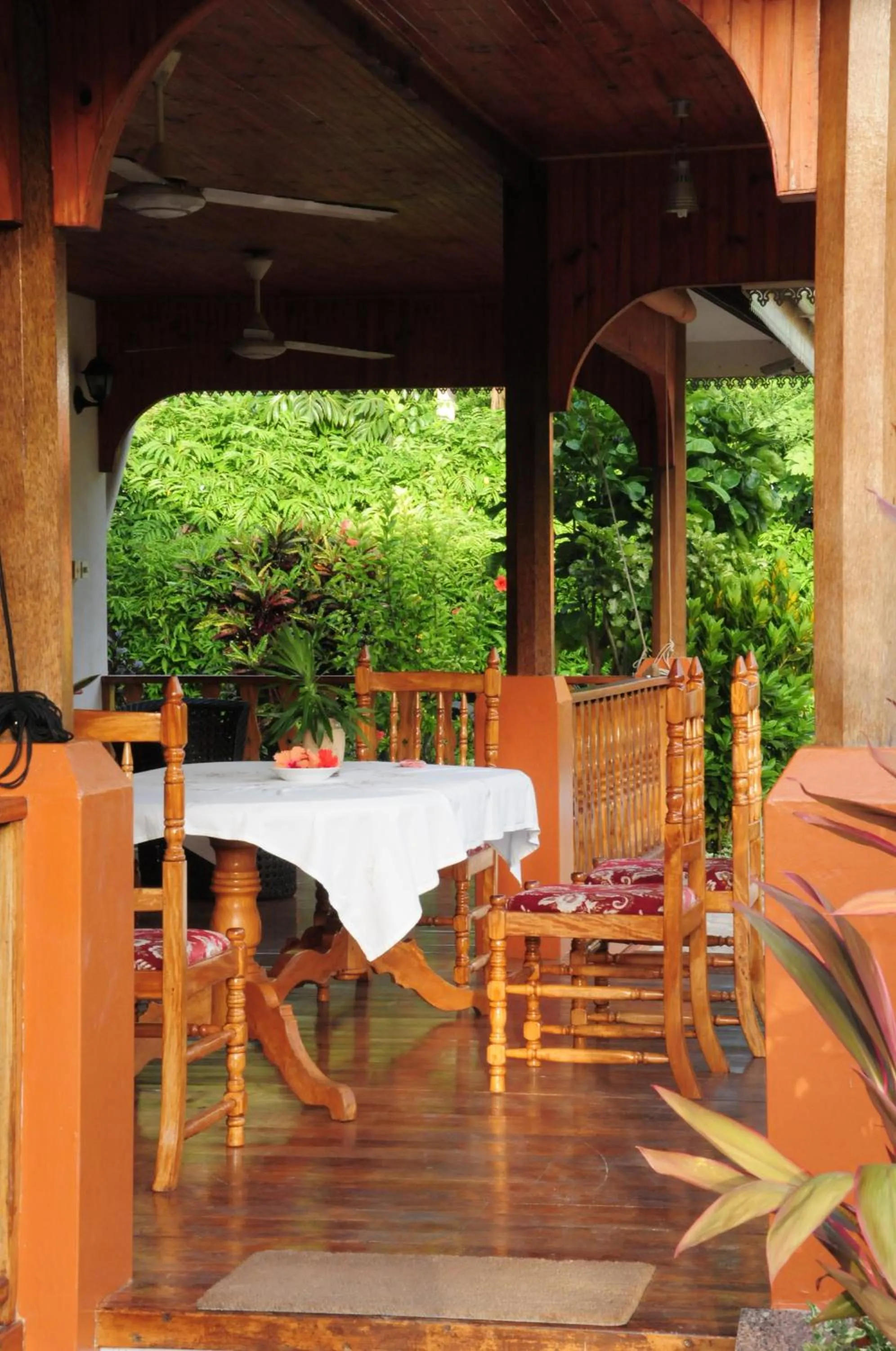 Dining area in Casa De Leela Self Catering Guest House