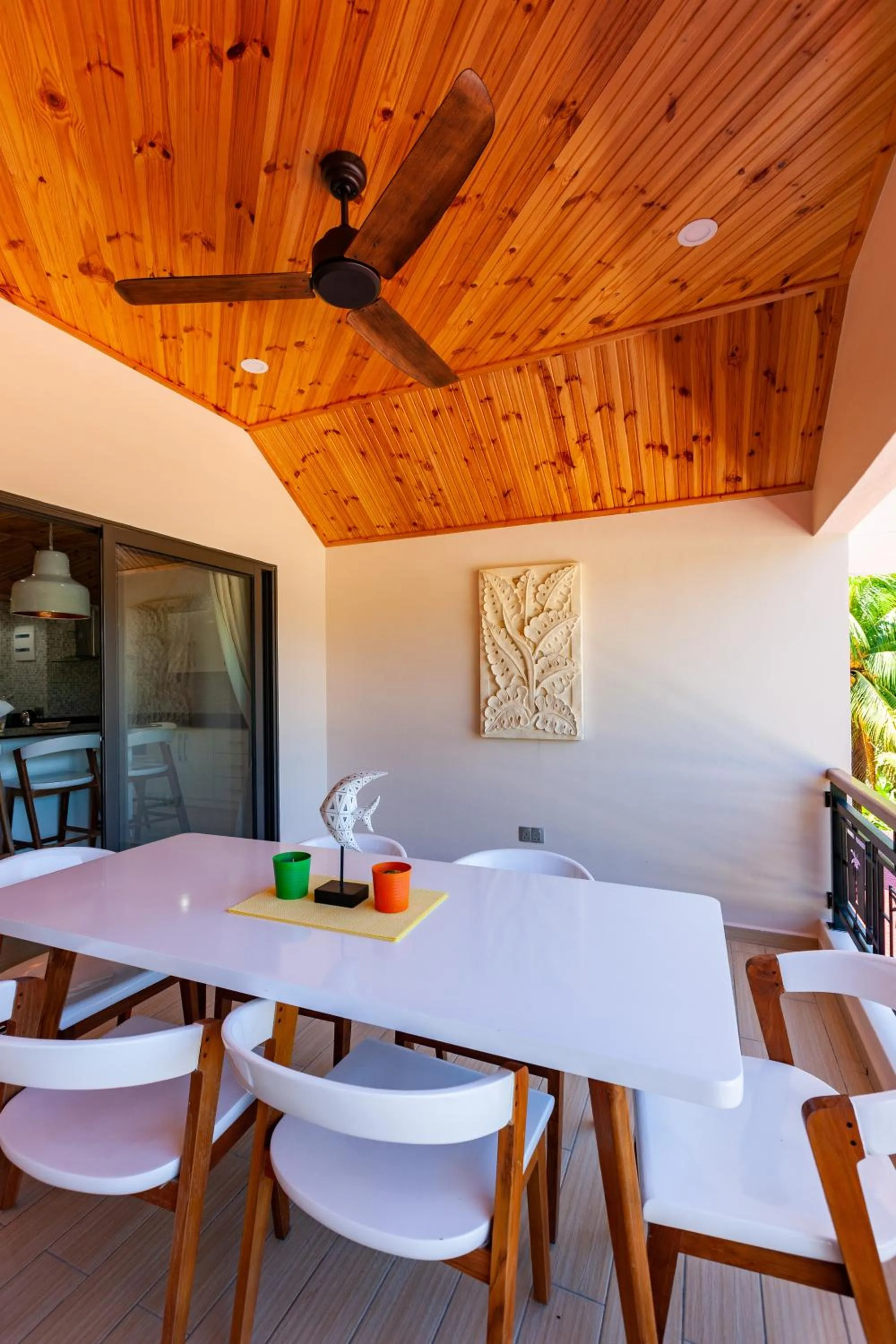 Dining area in Casa De Leela Self Catering Guest House