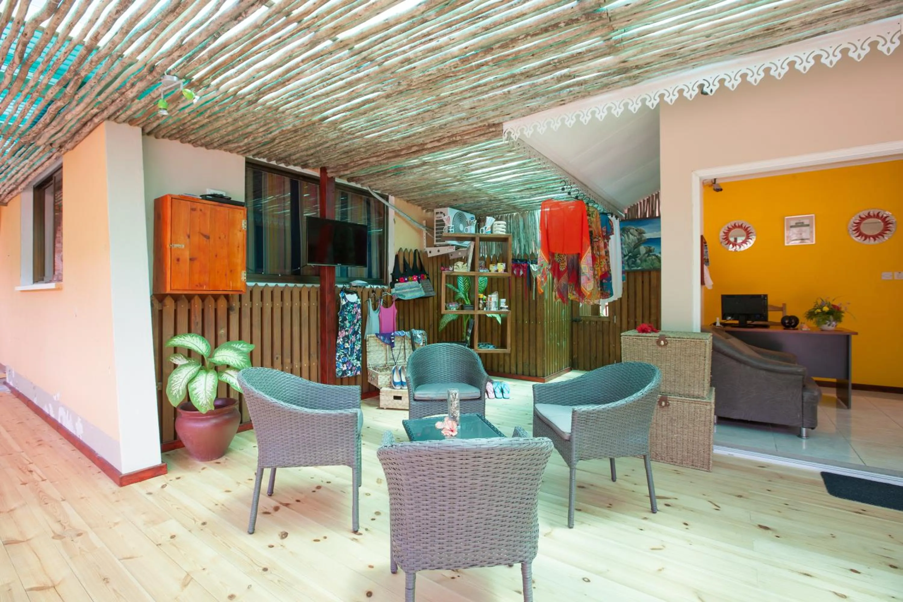On-site shops in Casa De Leela Self Catering Guest House