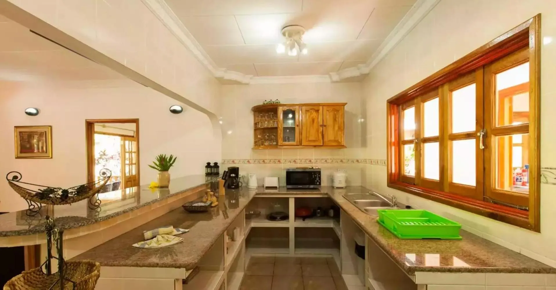 Kitchen or kitchenette in Casa De Leela Self Catering Guest House