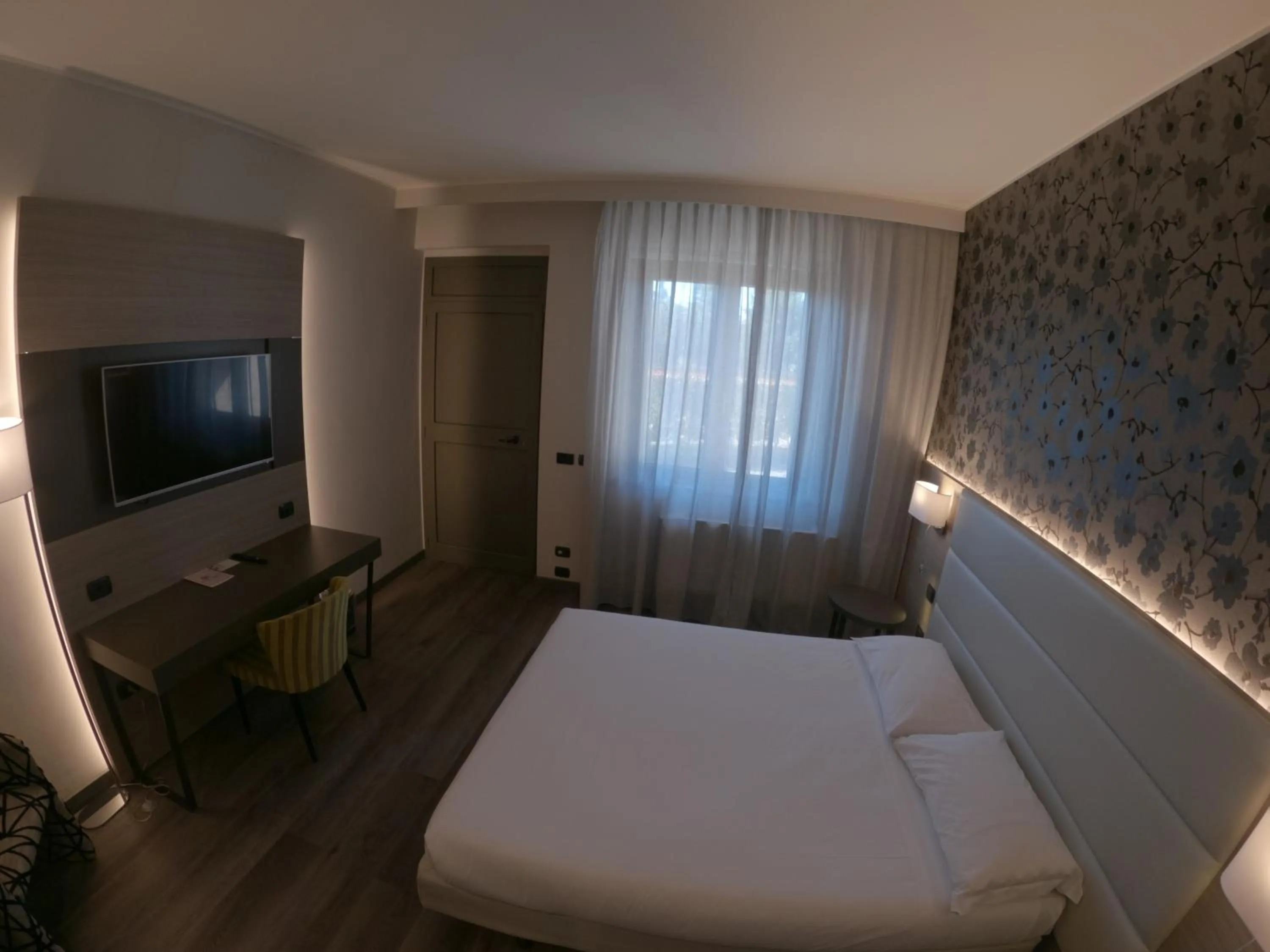 TV and multimedia, Bed in Hotel Sirio - Sure Hotel Collection by Best Western