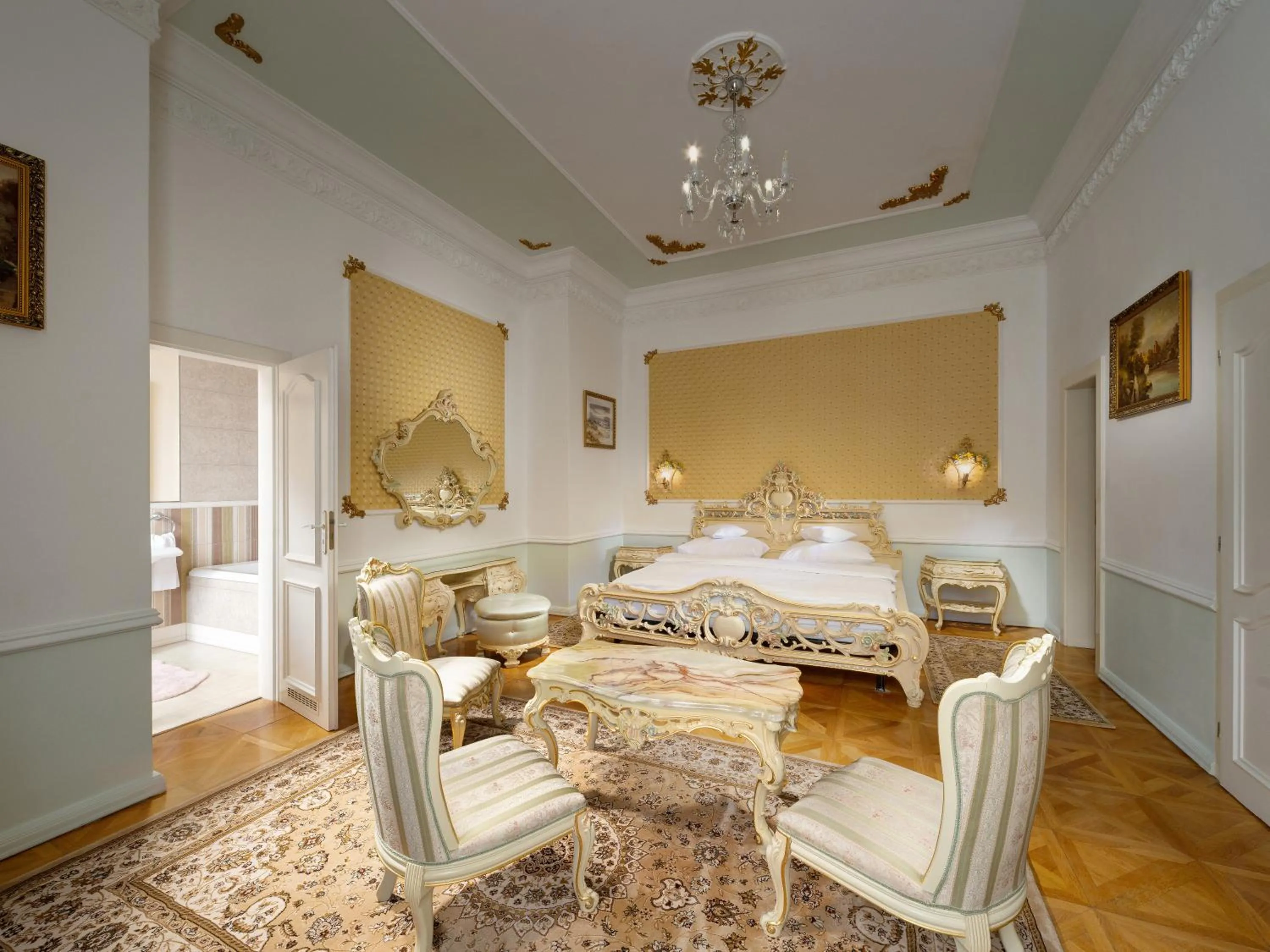 Bedroom, Bed in Clarion Grandhotel Zlaty Lev