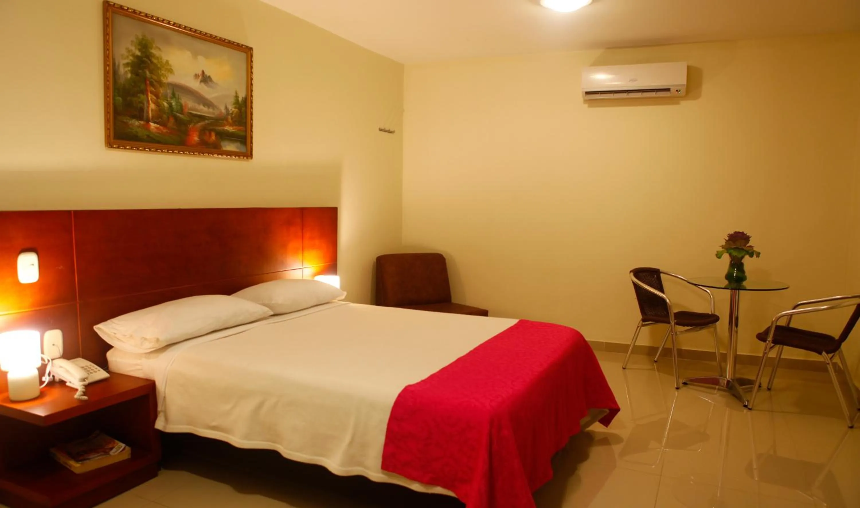 Bed in Hotel Rivera Del Mar