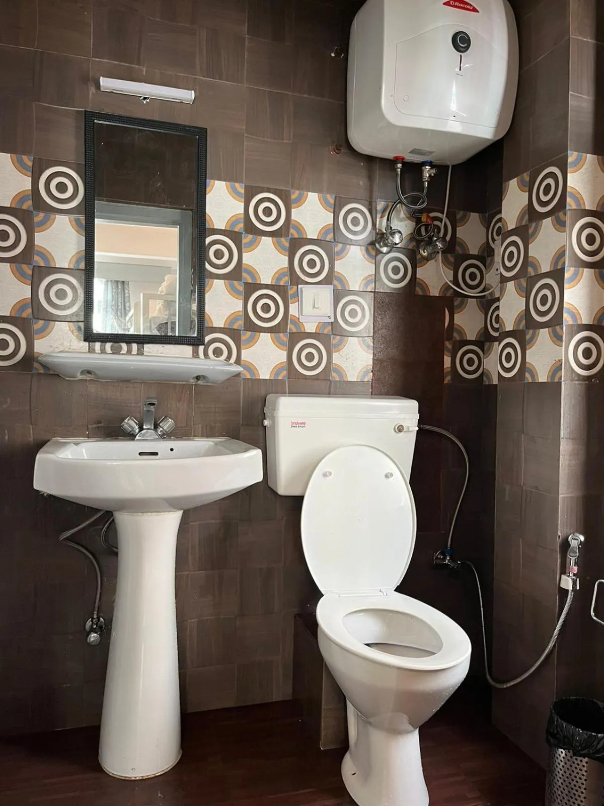 Toilet in Mellow Fellow Hostel