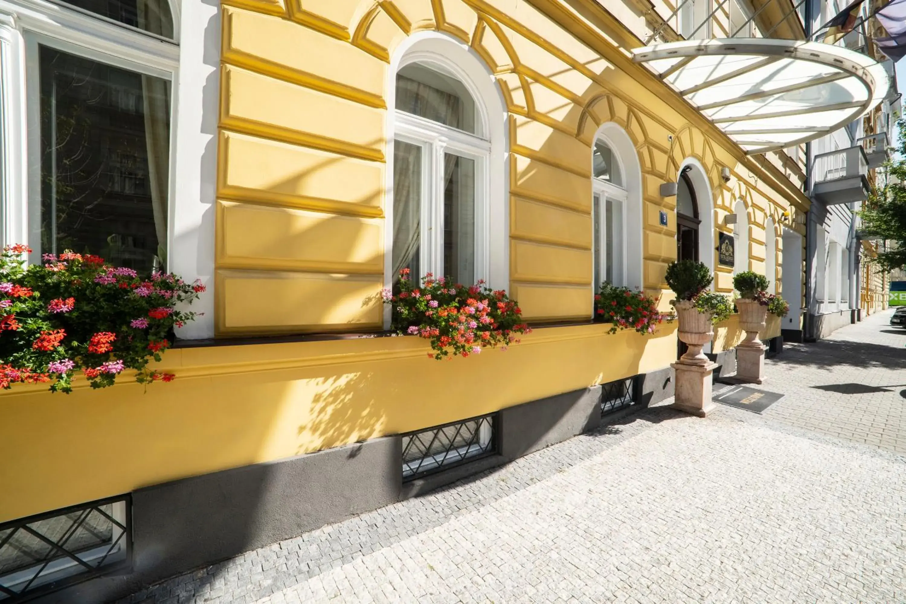 Property building in Hotel Assenzio Prague Property building in Hotel Assenzio Prague