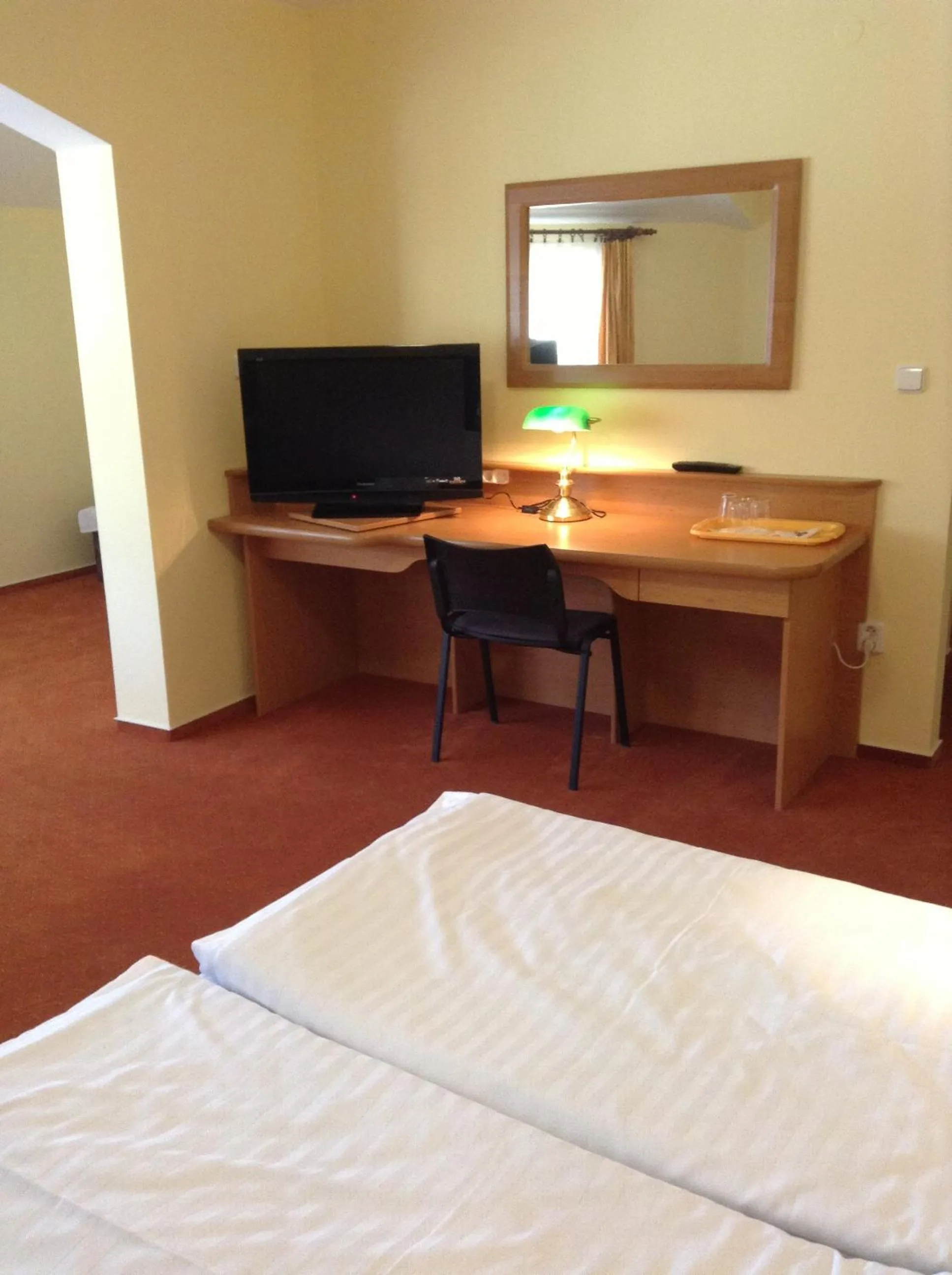 Quadruple Room with Bathroom in Hotel YORK