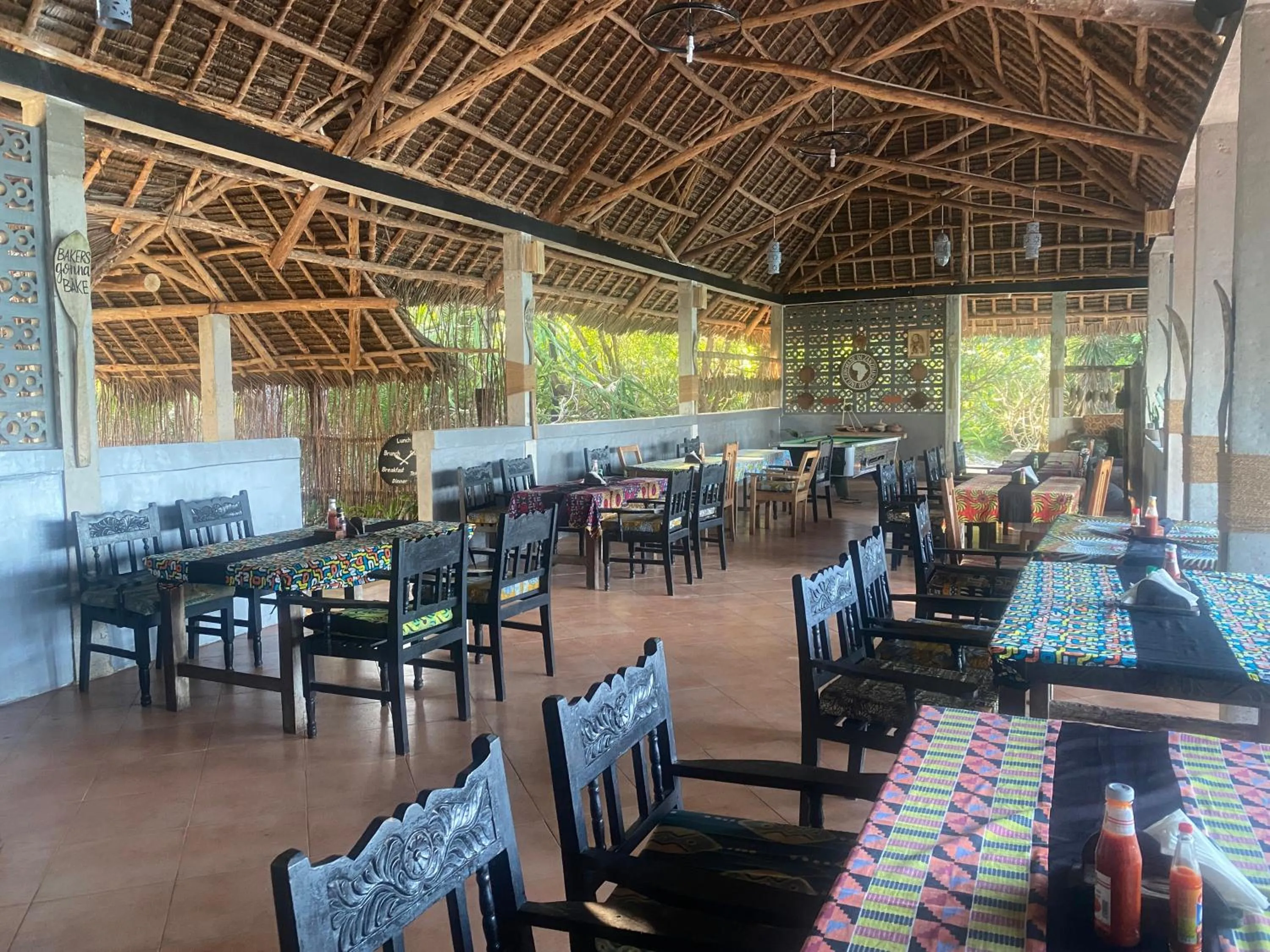 Restaurant/places to eat in Mbuyuni Beach Village