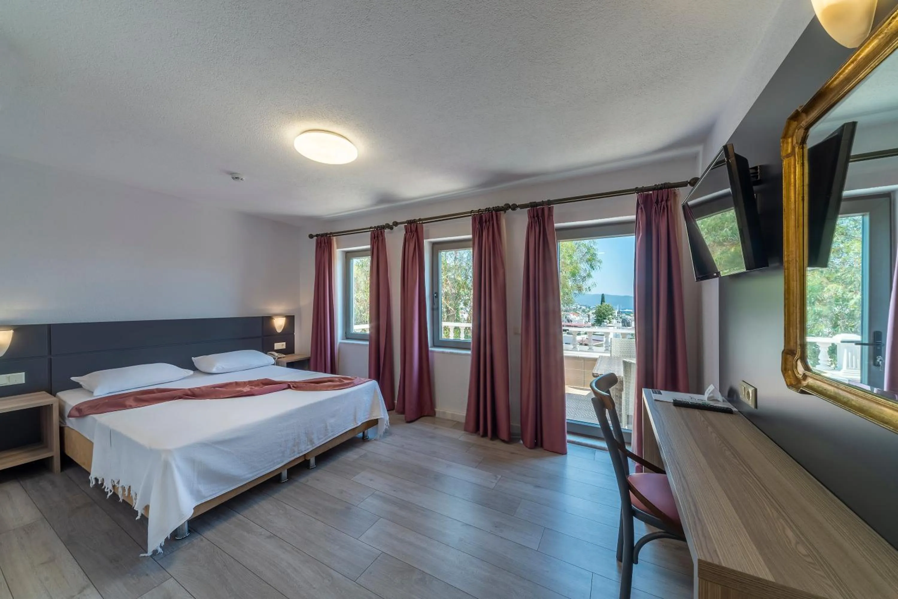 Bed in laden hotel bodrum