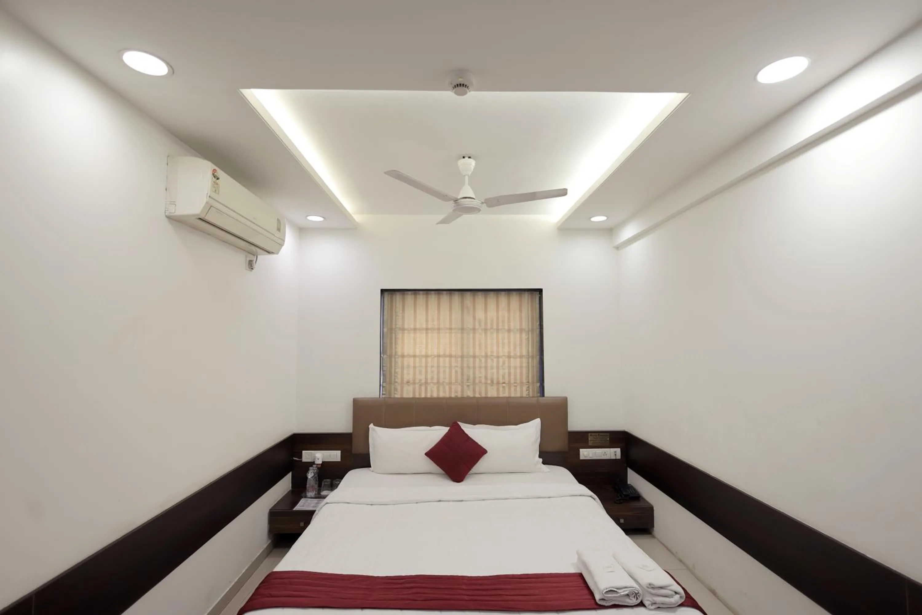 Bed in Hotel Shagun, Piplod City Centre Surat