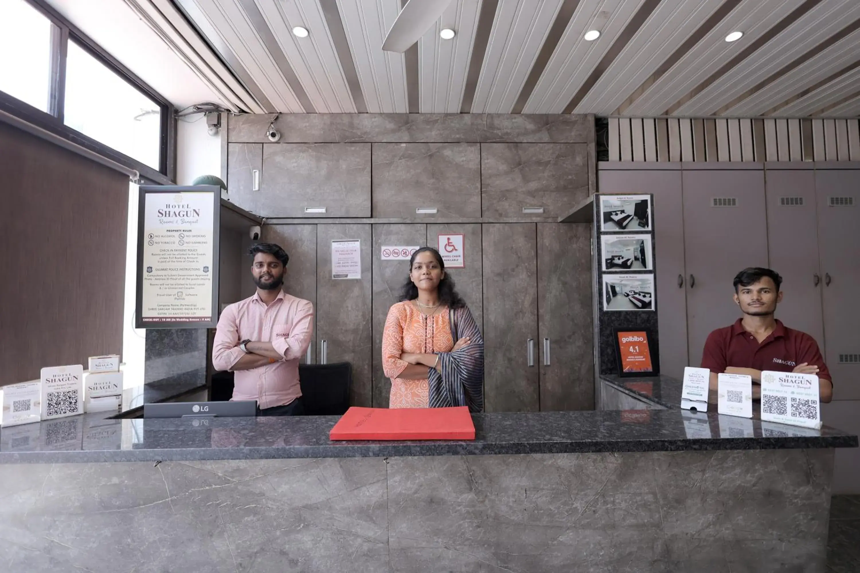 Lobby or reception in Hotel Shagun, Piplod City Centre Surat Lobby or reception in Hotel Shagun, Piplod City Centre Surat