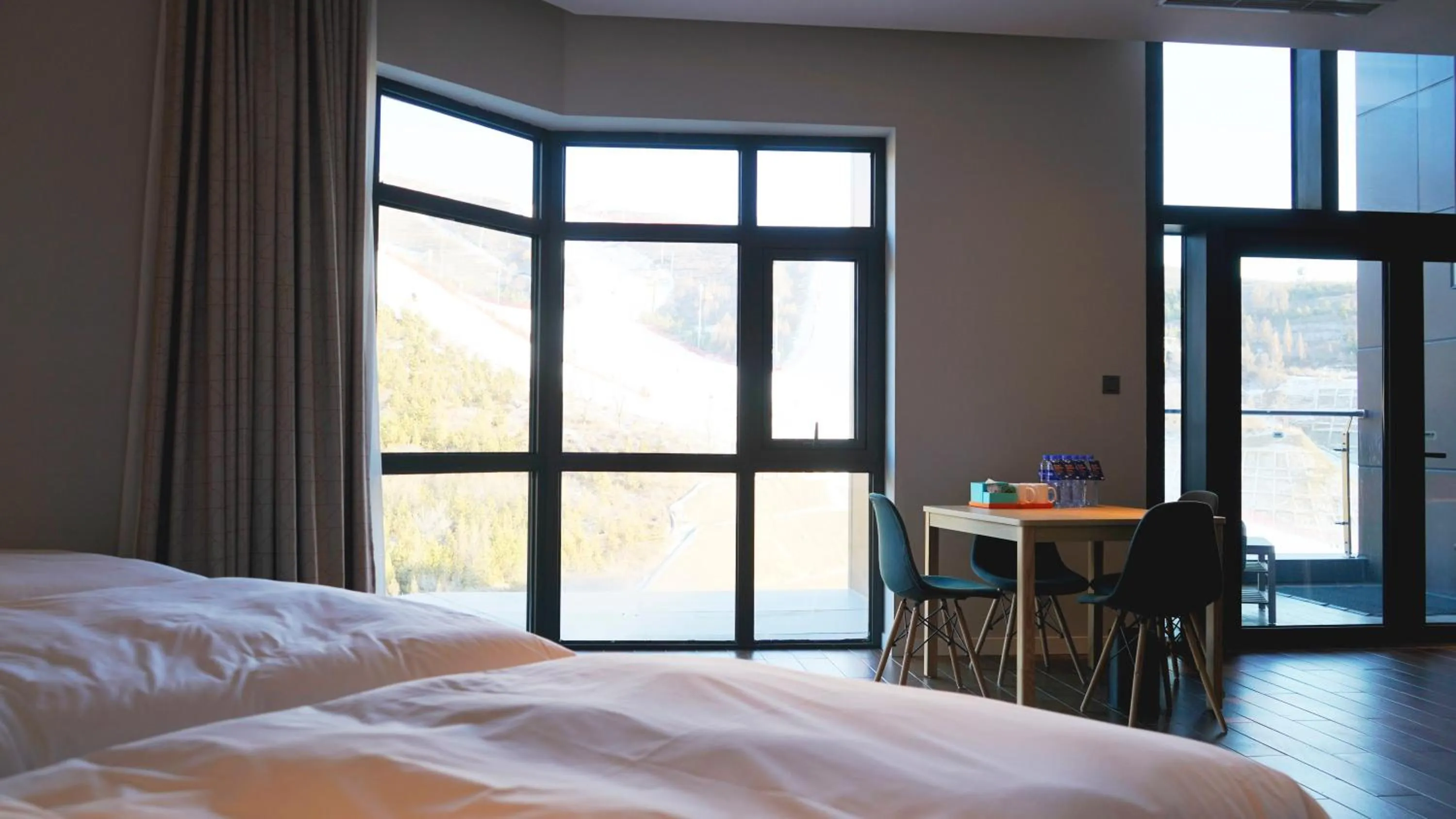 Bedroom, Bed in Holiday Inn Express Chongli by IHG