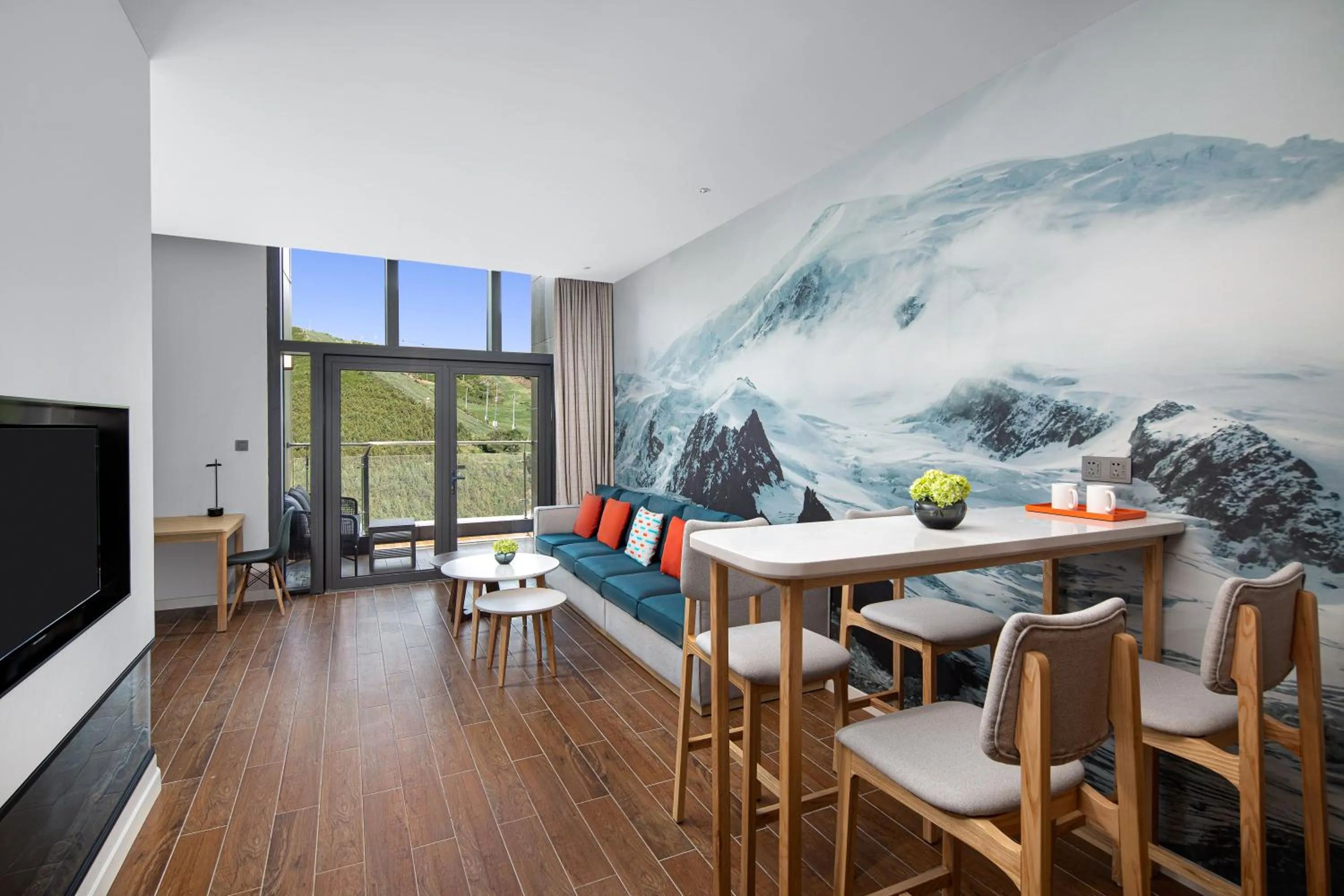 Living room in Holiday Inn Express Chongli by IHG