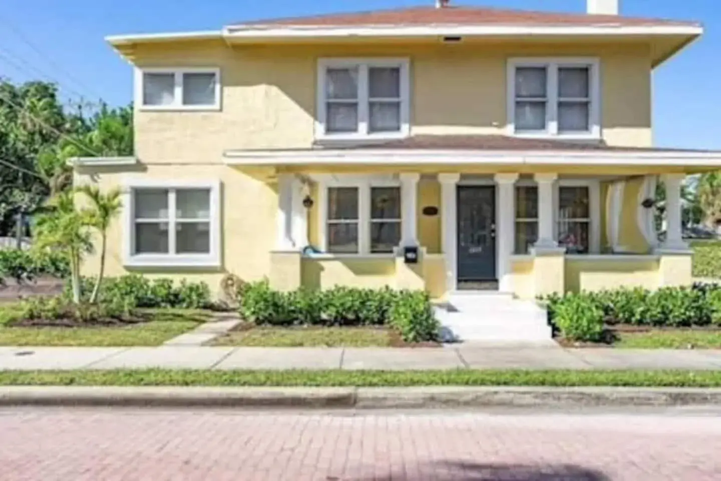 Olive Studio Apart Unit 3 By Pmi Olive Studio Apart Unit 3 By Pmi