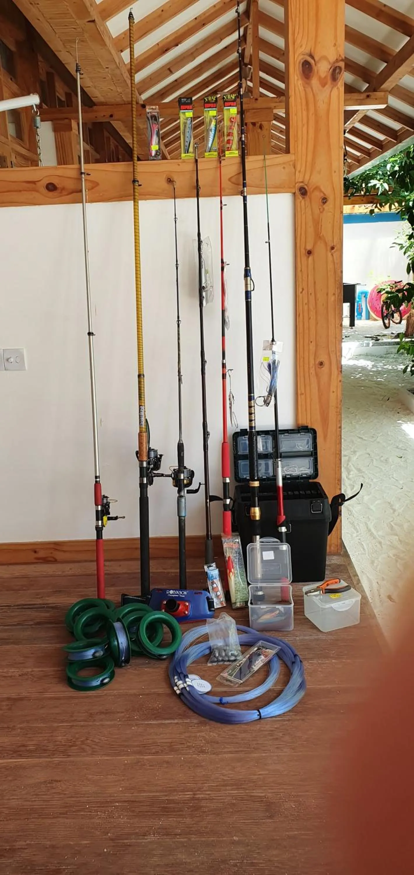 Fishing in Origami Inn Himandhoo
