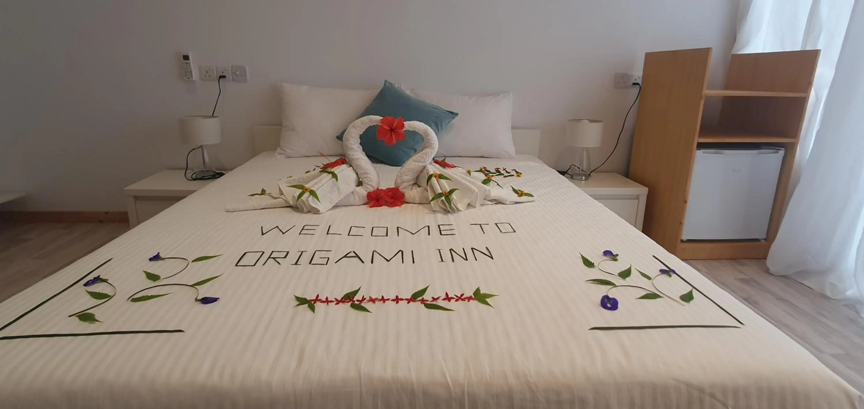 Bed in Origami Inn Himandhoo