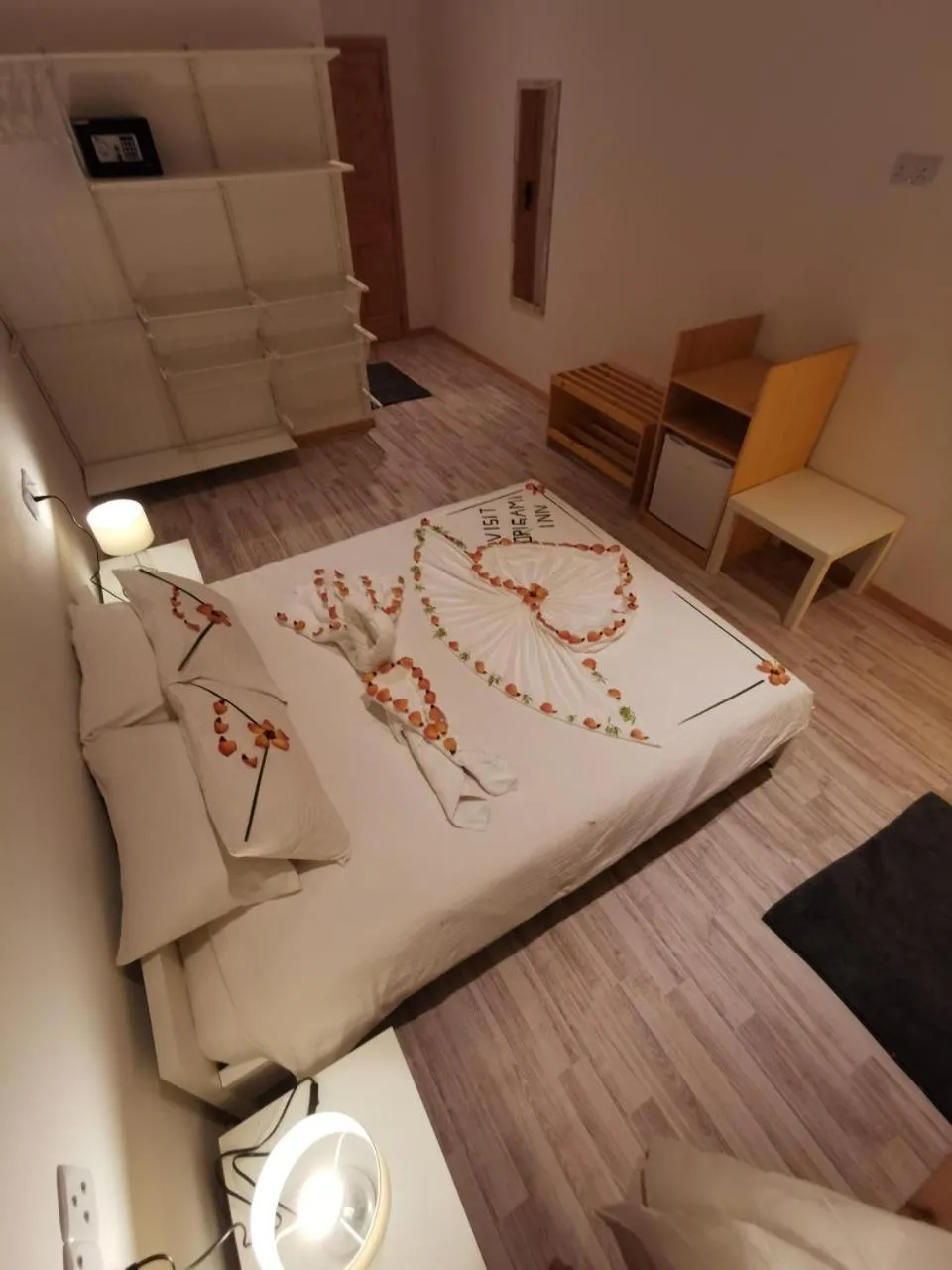 Bed in Origami Inn Himandhoo