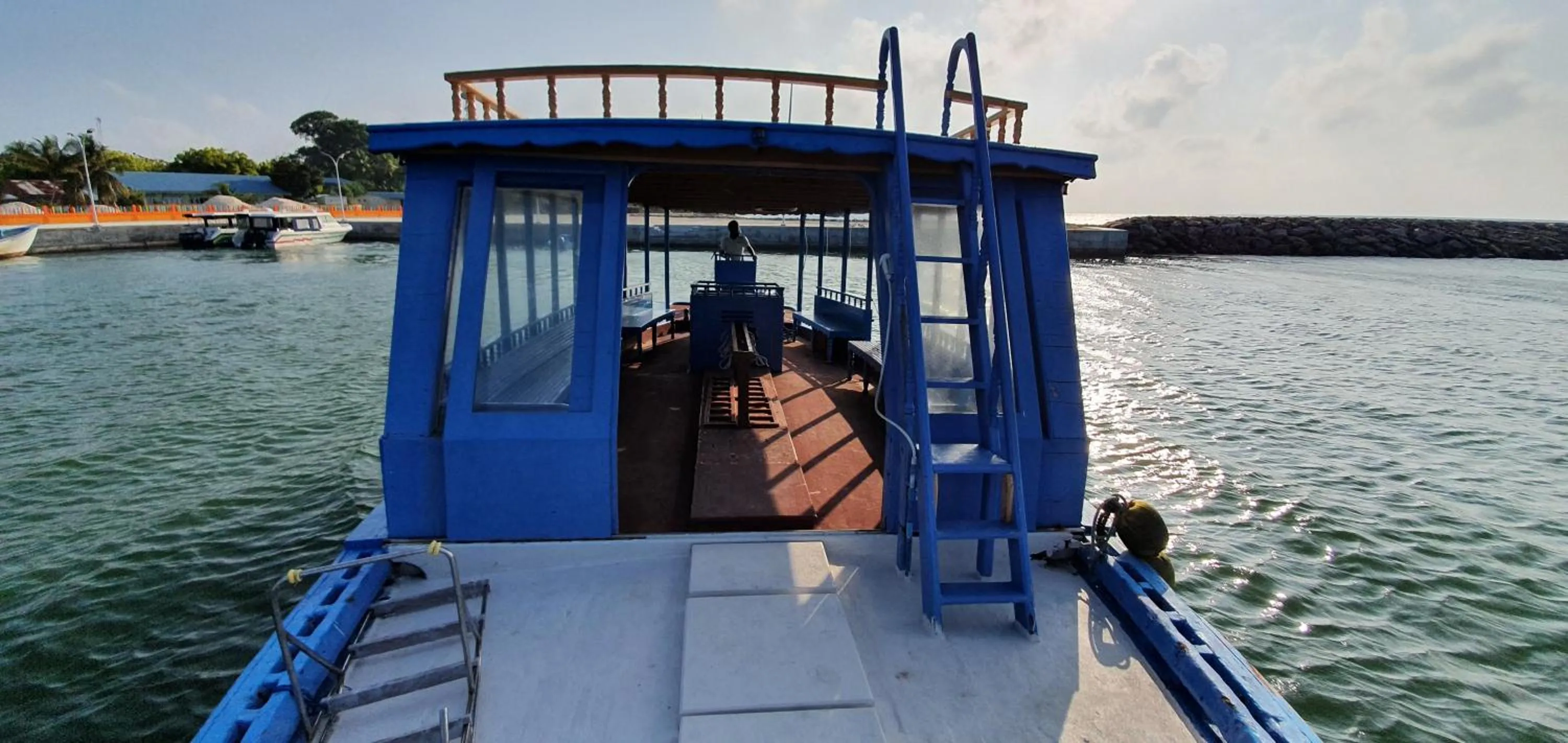 Activities in Origami Inn Himandhoo