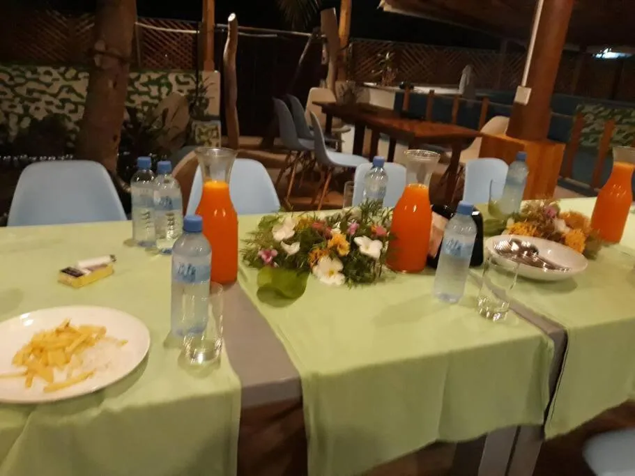 Restaurant/places to eat in Origami Inn Himandhoo