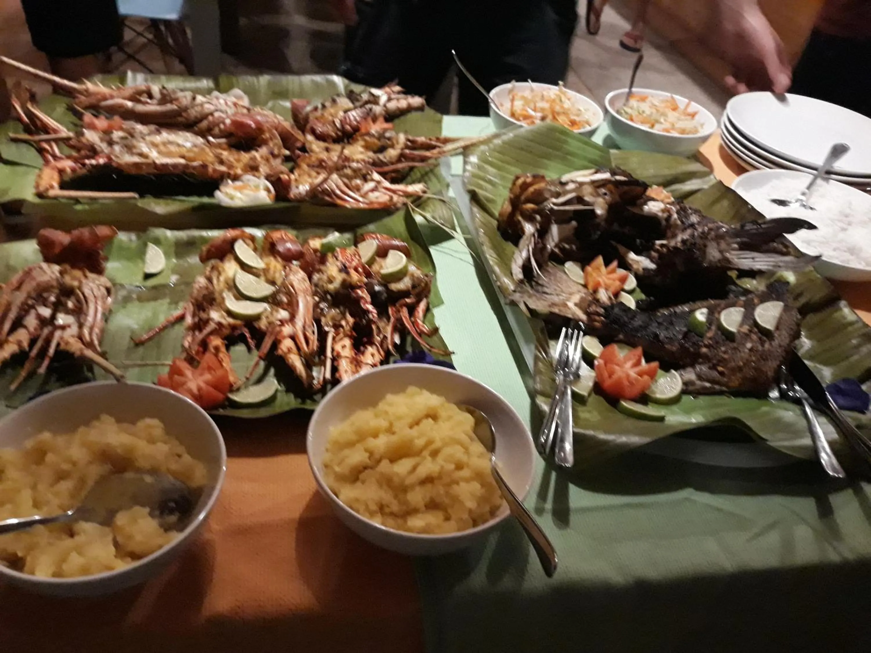 Restaurant/places to eat in Origami Inn Himandhoo