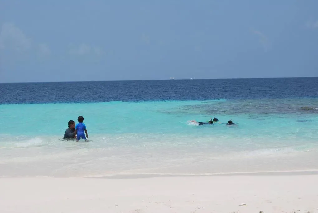 Beach in Origami Inn Himandhoo