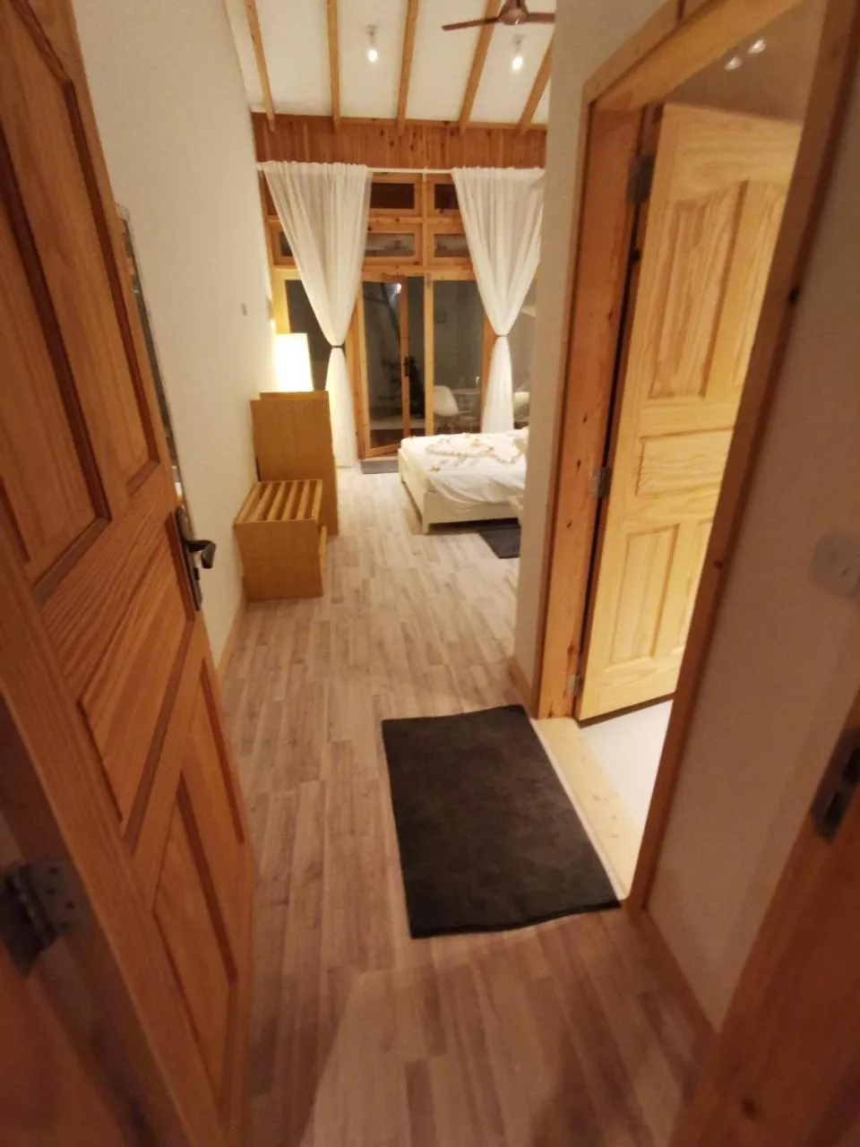 Bed in Origami Inn Himandhoo