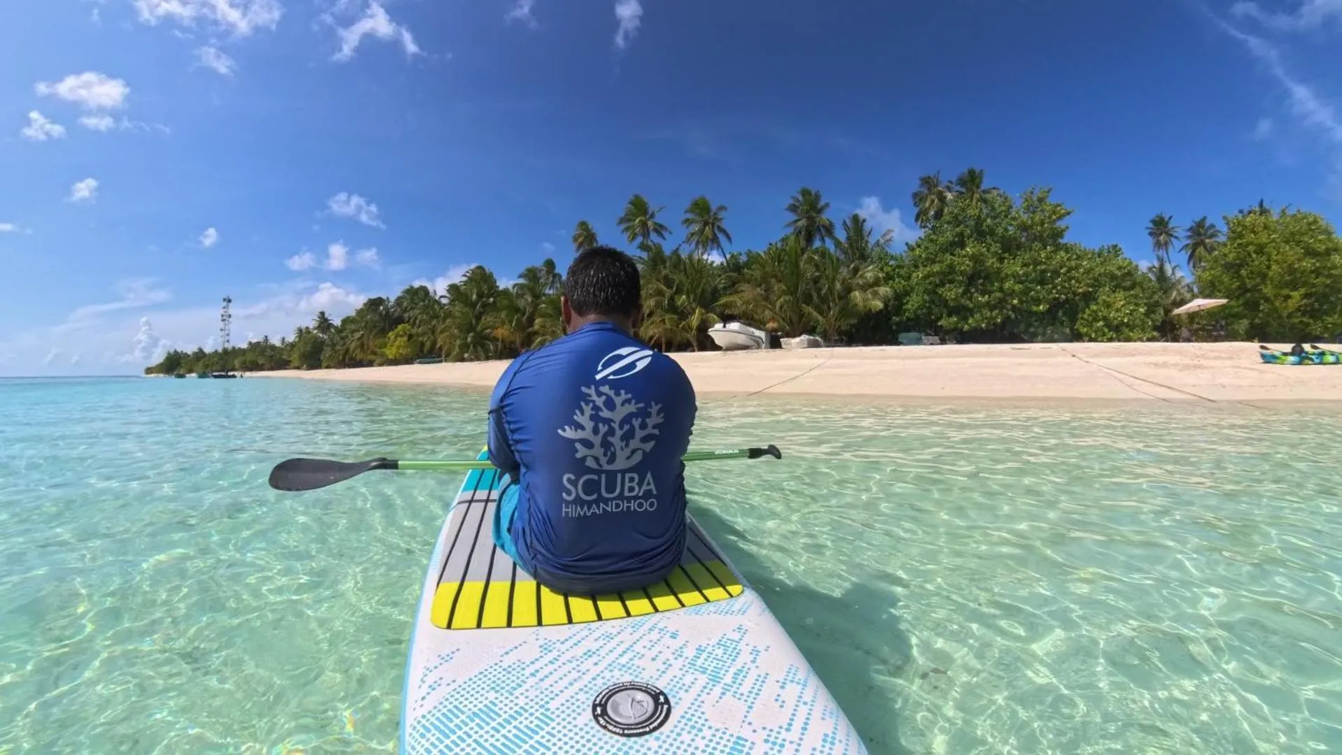 Origami Inn Himandhoo