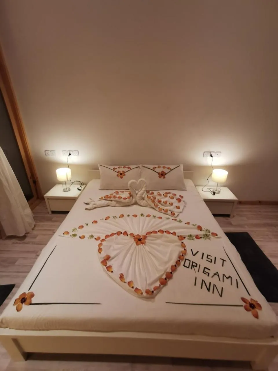 Bed in Origami Inn Himandhoo