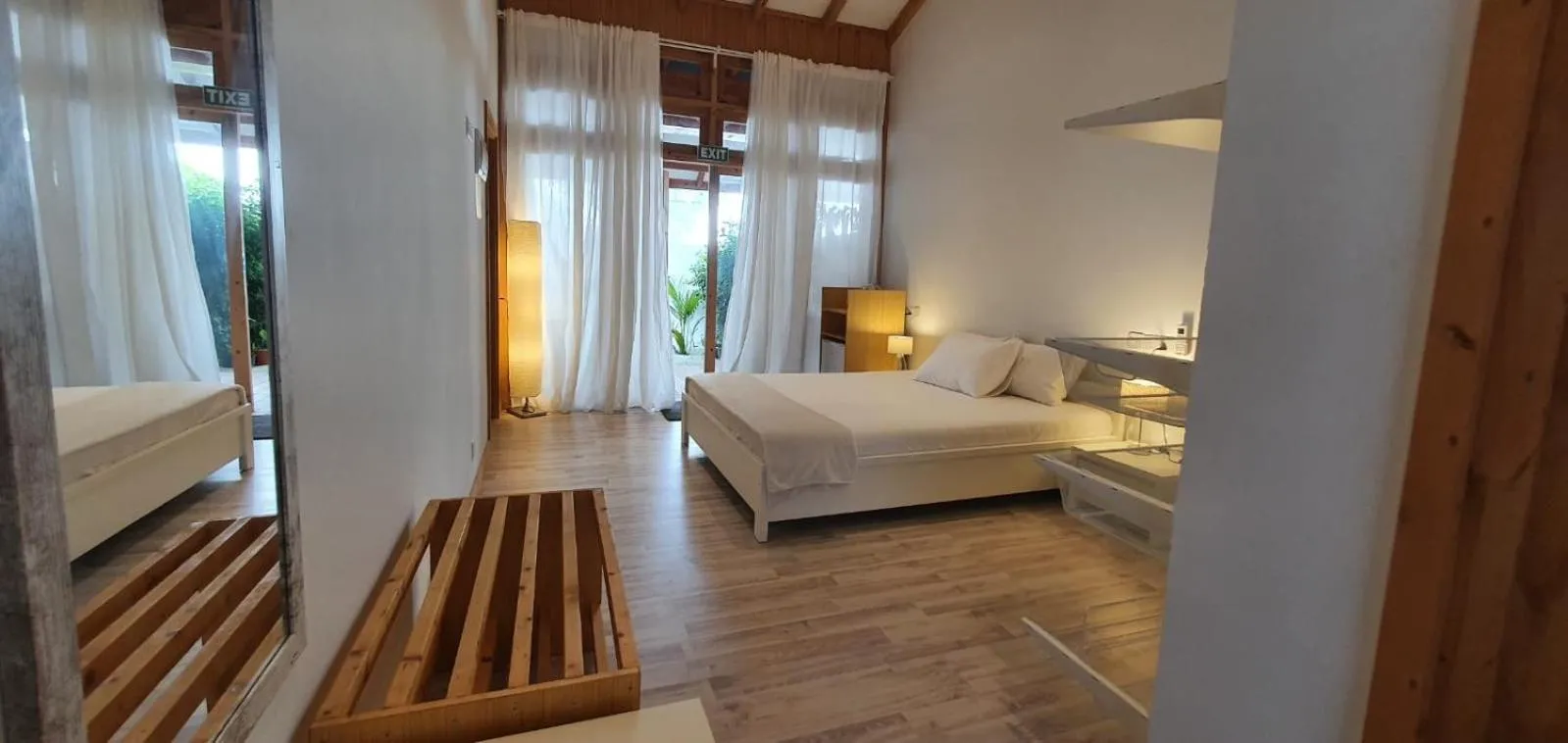 Photo of the whole room, Bed in Origami Inn Himandhoo