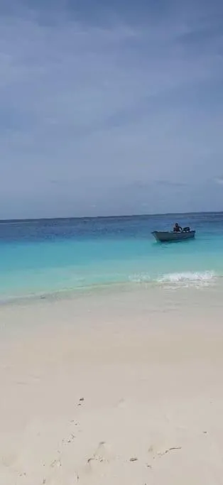 Natural landscape in Origami Inn Himandhoo