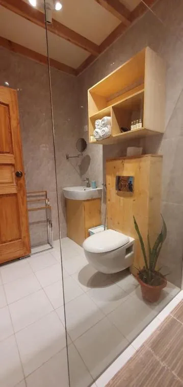 Bathroom in Origami Inn Himandhoo