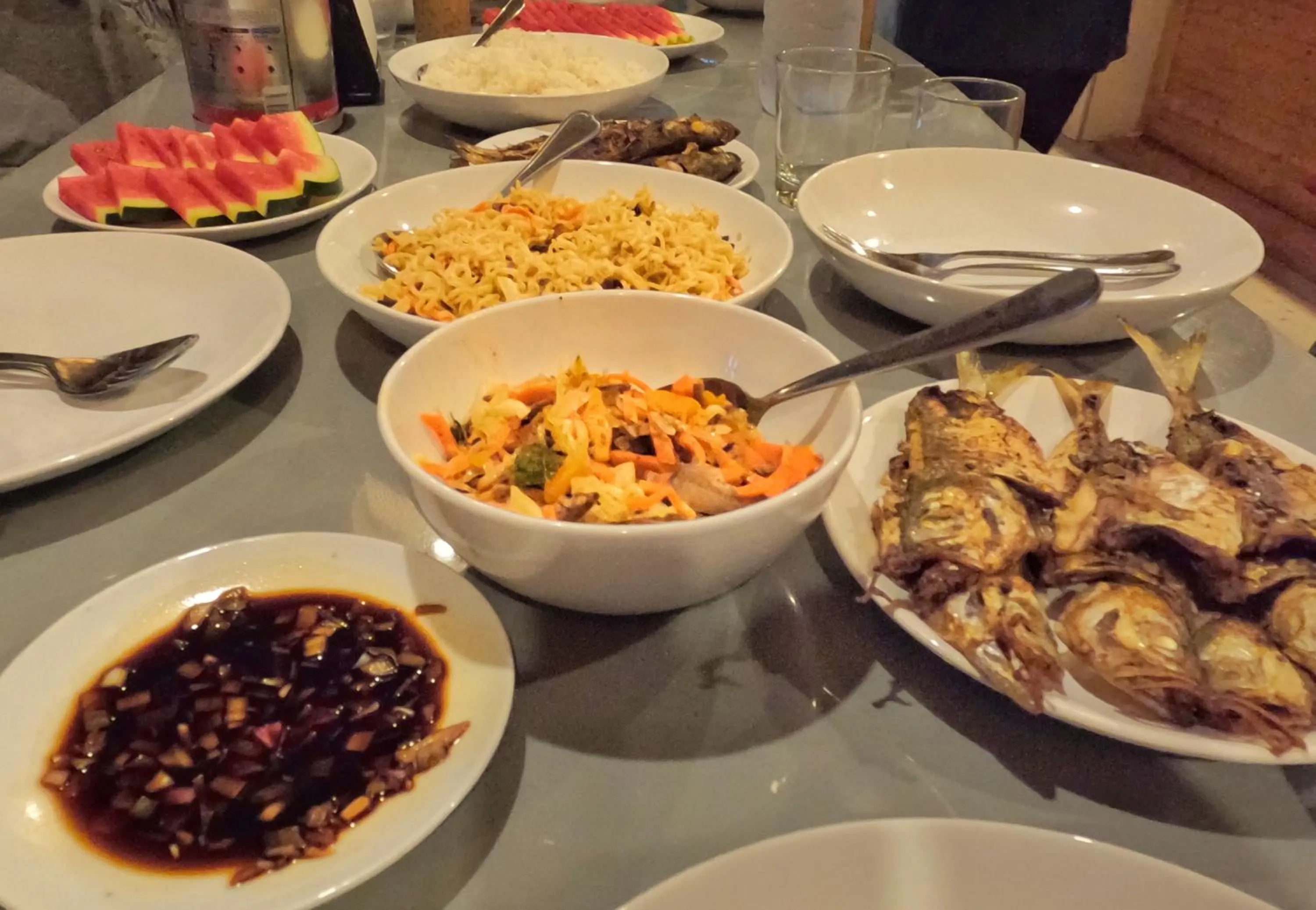 Restaurant/places to eat in Origami Inn Himandhoo