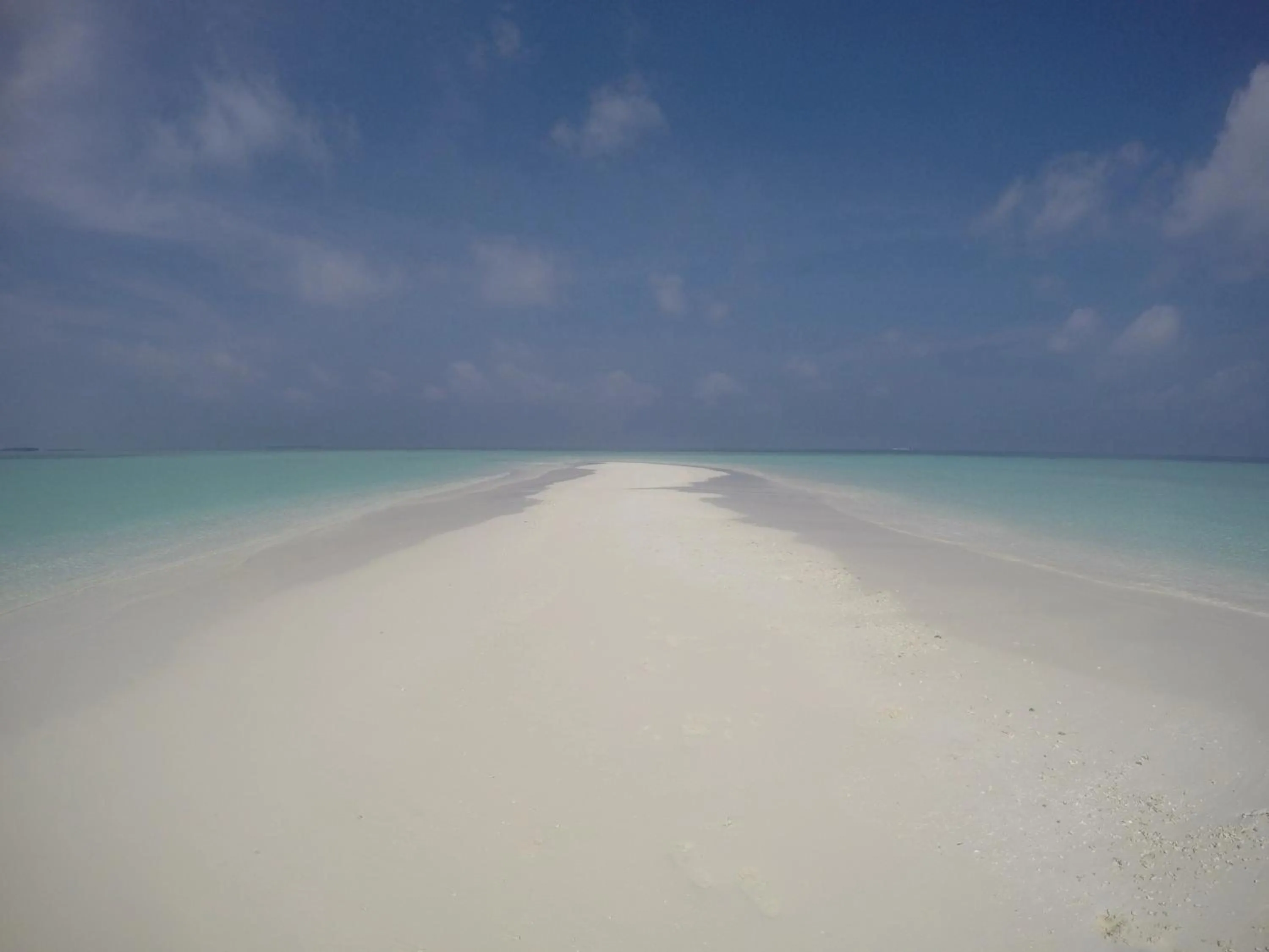 Activities in Origami Inn Himandhoo