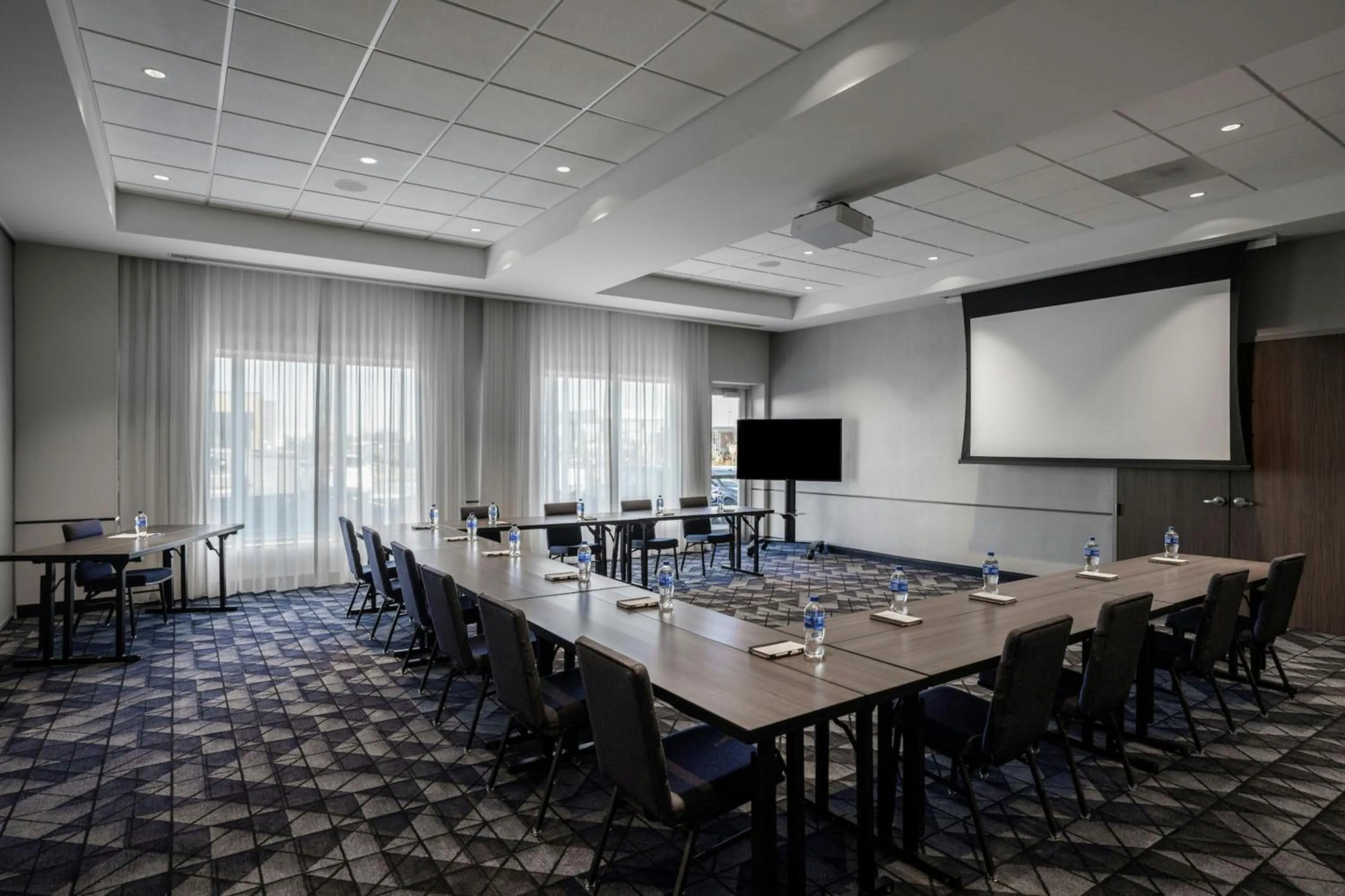 Meeting/conference room in Courtyard by Marriott Indianapolis Fishers